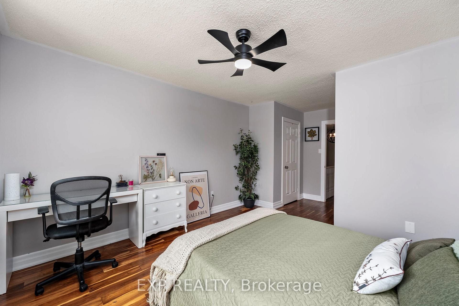 Photo 20 of 55 Fellowes Crescent, Hamilton, Waterdown — HOMEH