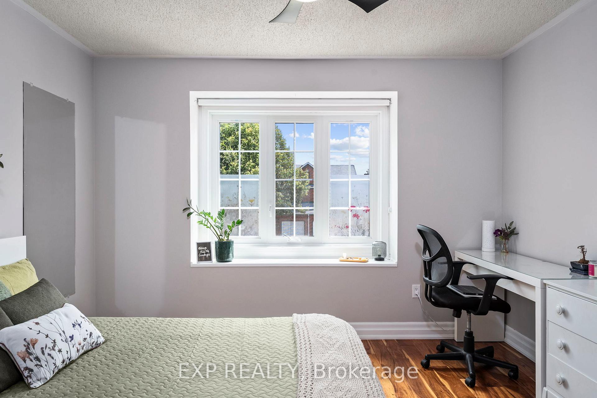 Photo 21 of 55 Fellowes Crescent, Hamilton, Waterdown — HOMEH