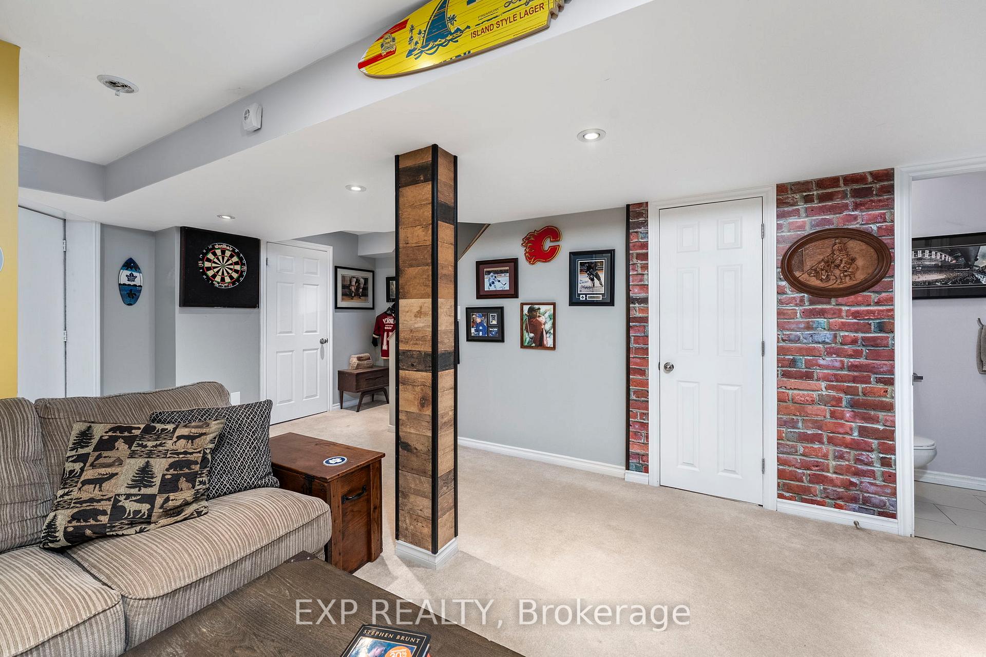 Photo 34 of 55 Fellowes Crescent, Hamilton, Waterdown — HOMEH