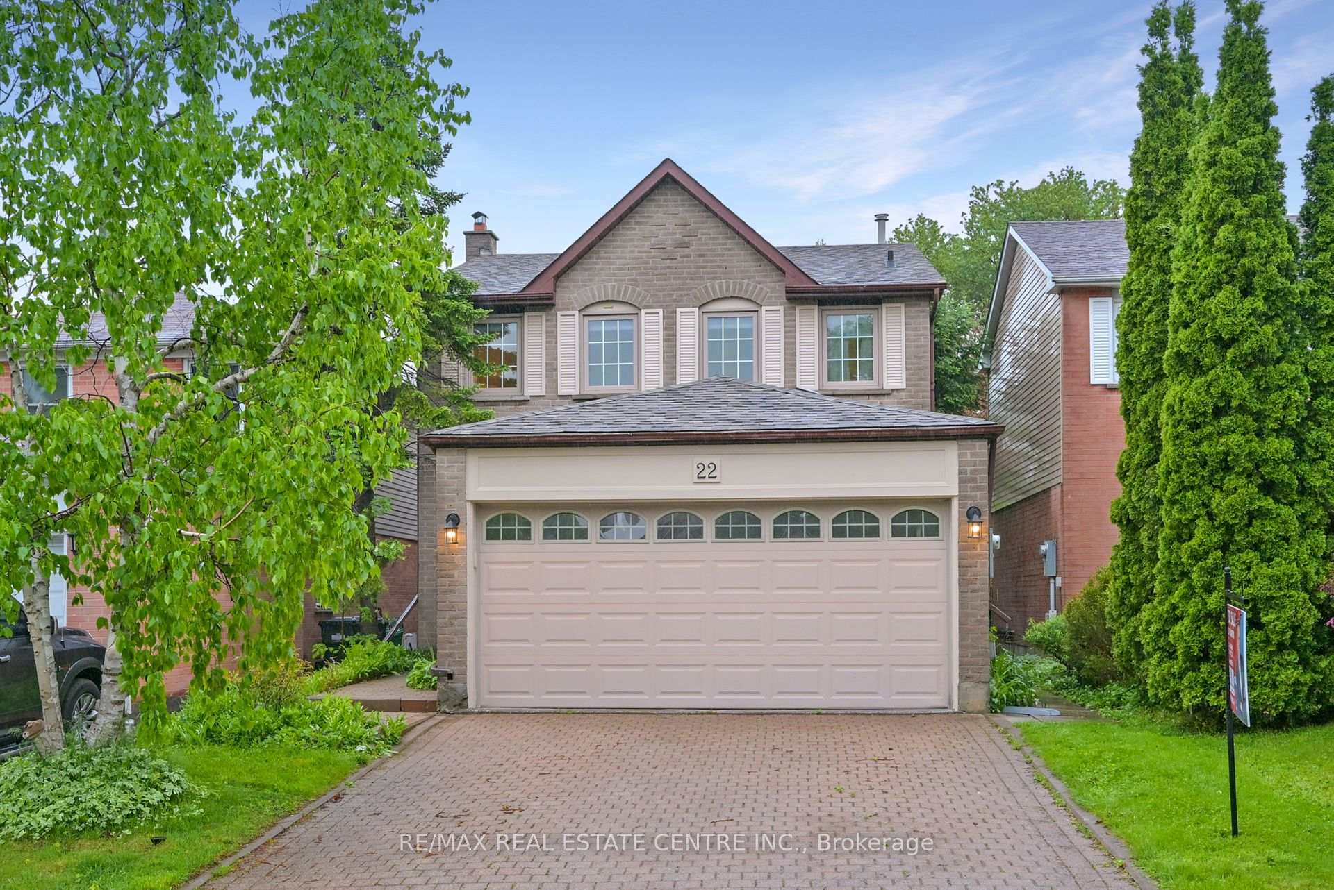 Photo 1 of 22 Horton Crescent, Brampton, Central Park — HOMEH