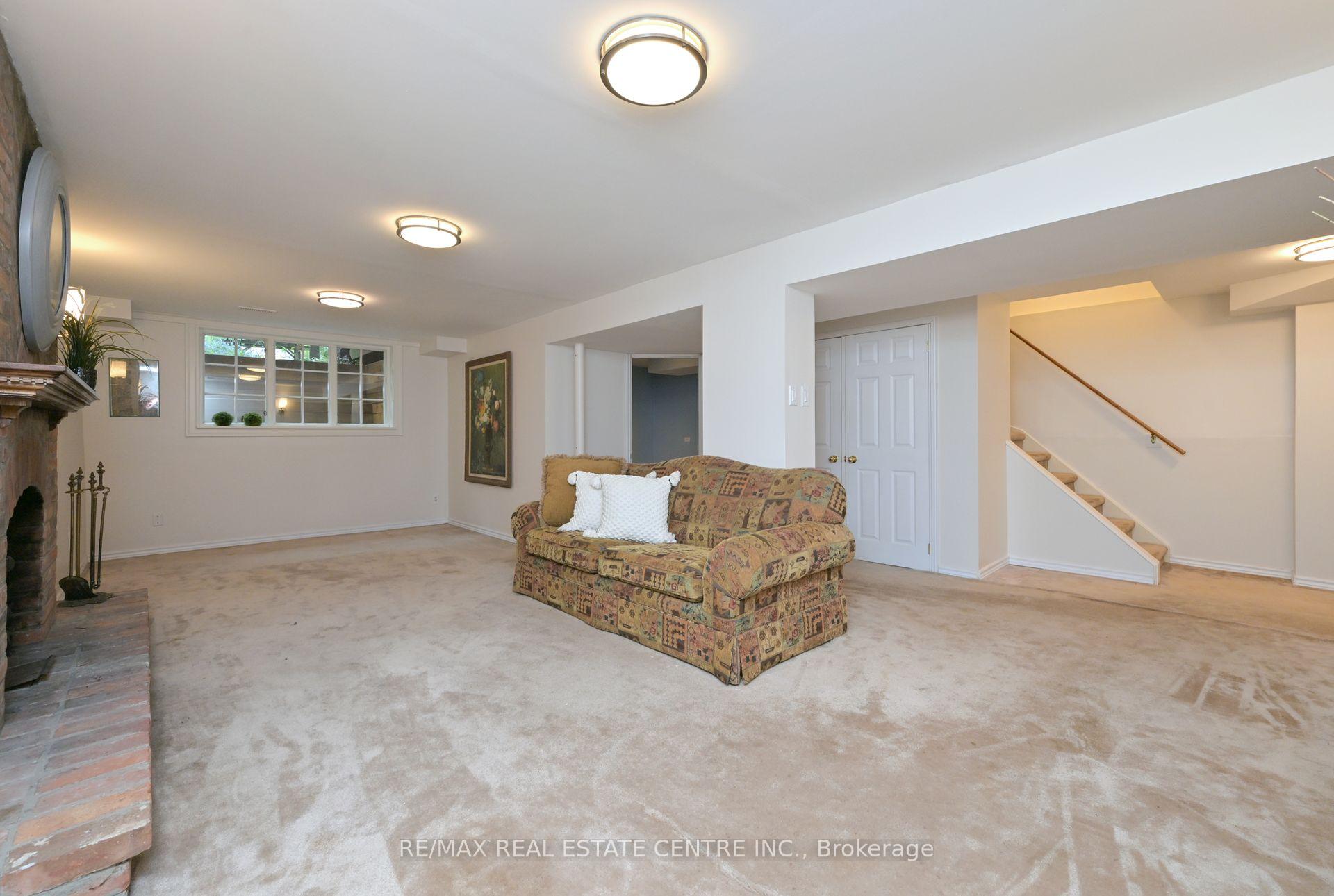 Photo 28 of 22 Horton Crescent, Brampton, Central Park — HOMEH