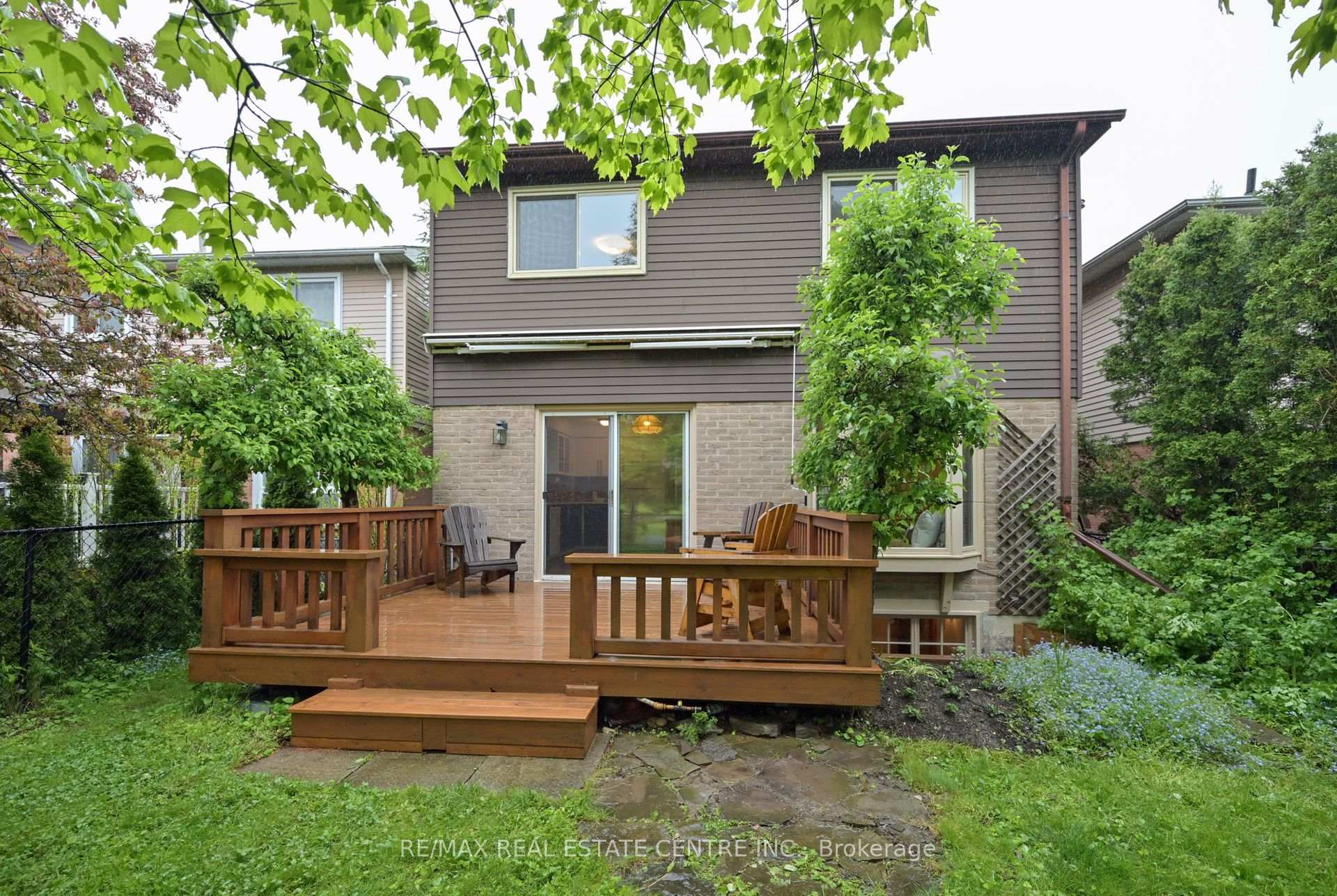 Photo 33 of 22 Horton Crescent, Brampton, Central Park — HOMEH