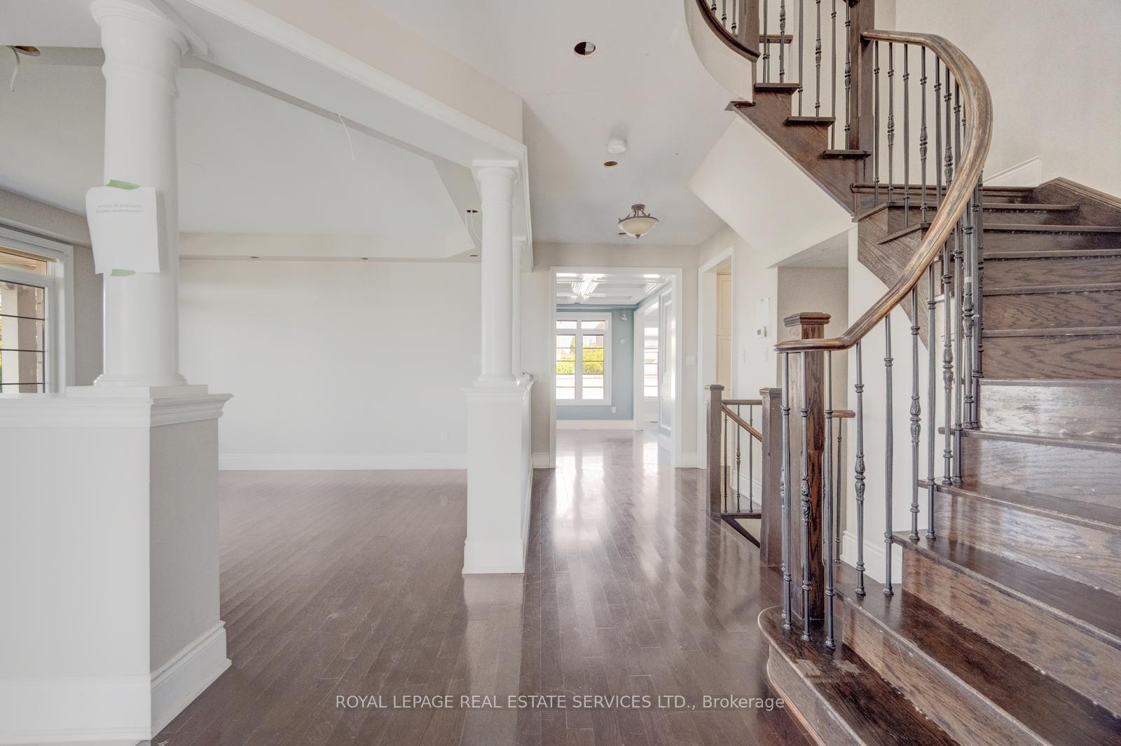 Photo 11 of 2 Riverstone Drive, Brampton, Bram East — HOMEH