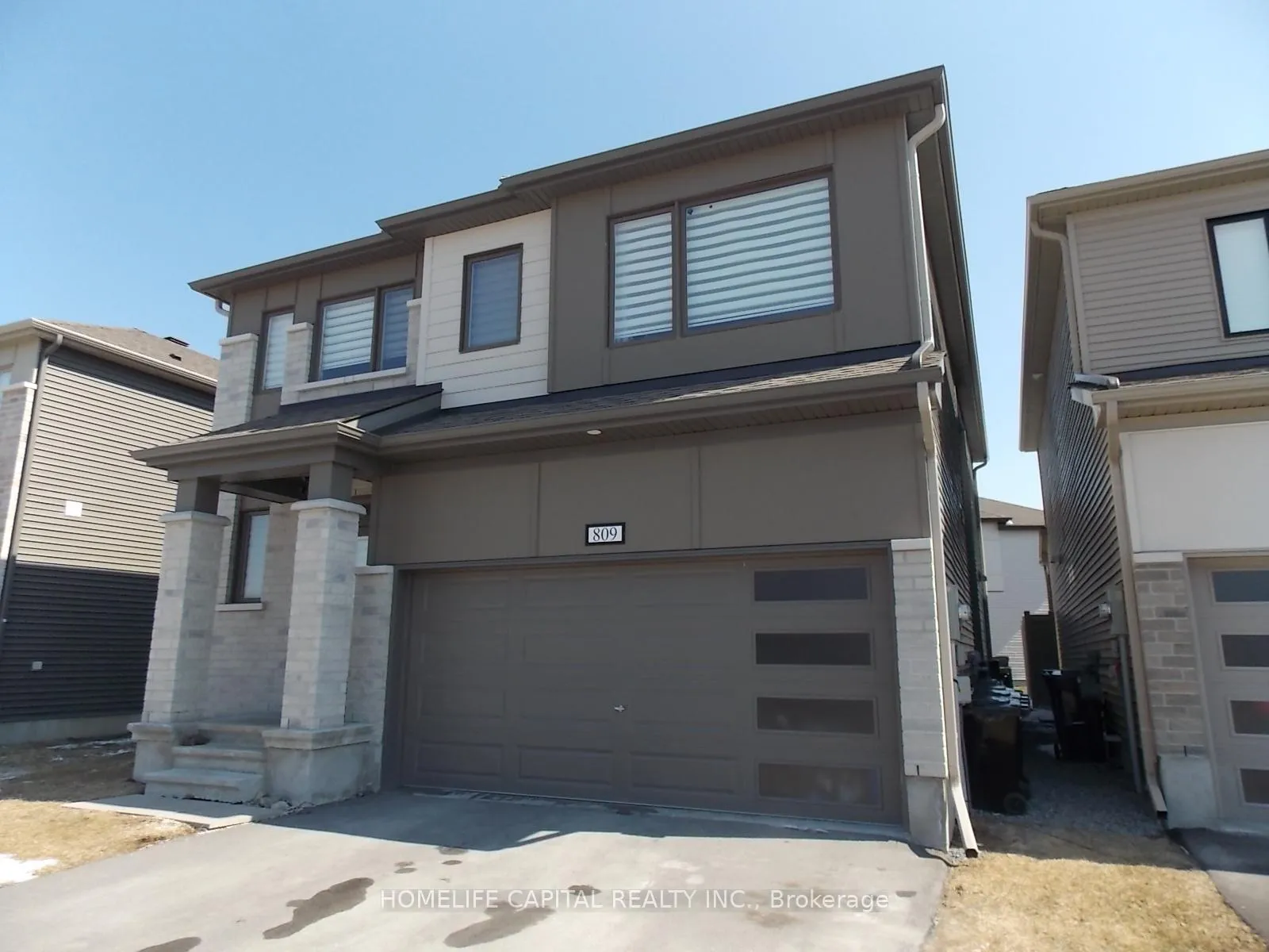 Photo 3 of 809 Derreen Avenue, Ottawa, Stittsville (North) — HOMEH
