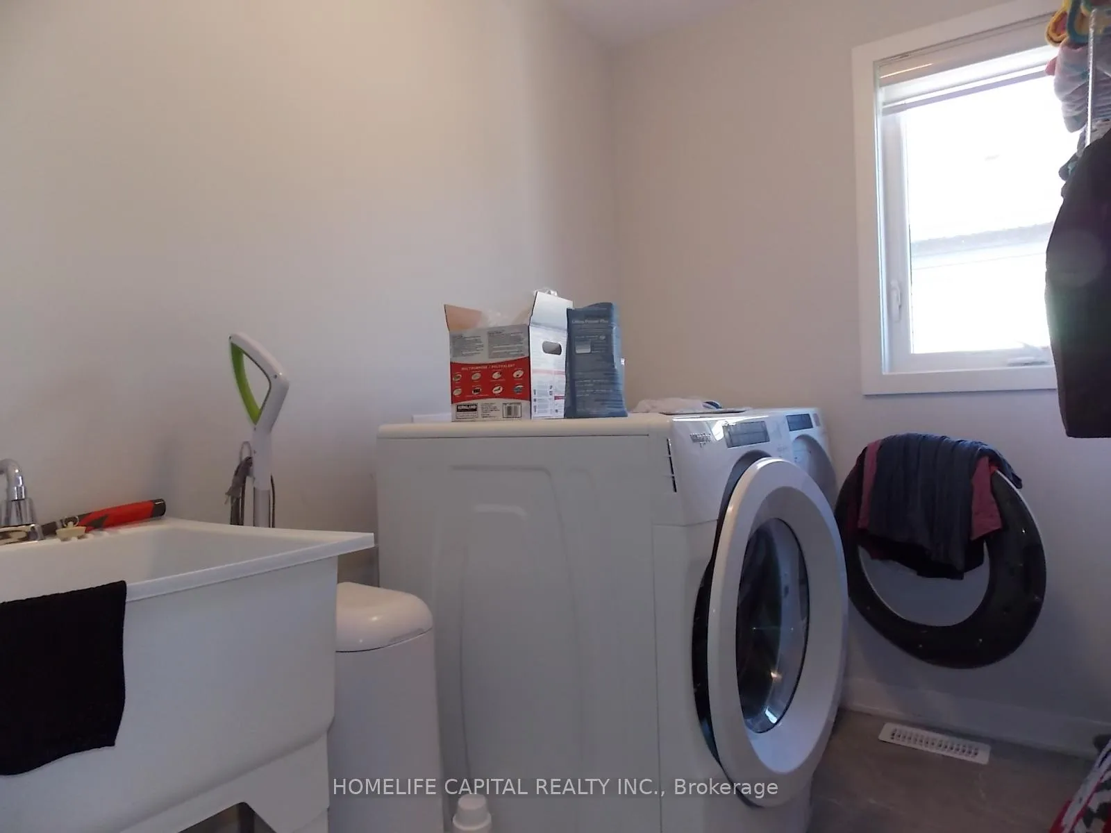 Photo 25 of 809 Derreen Avenue, Ottawa, Stittsville (North) — HOMEH