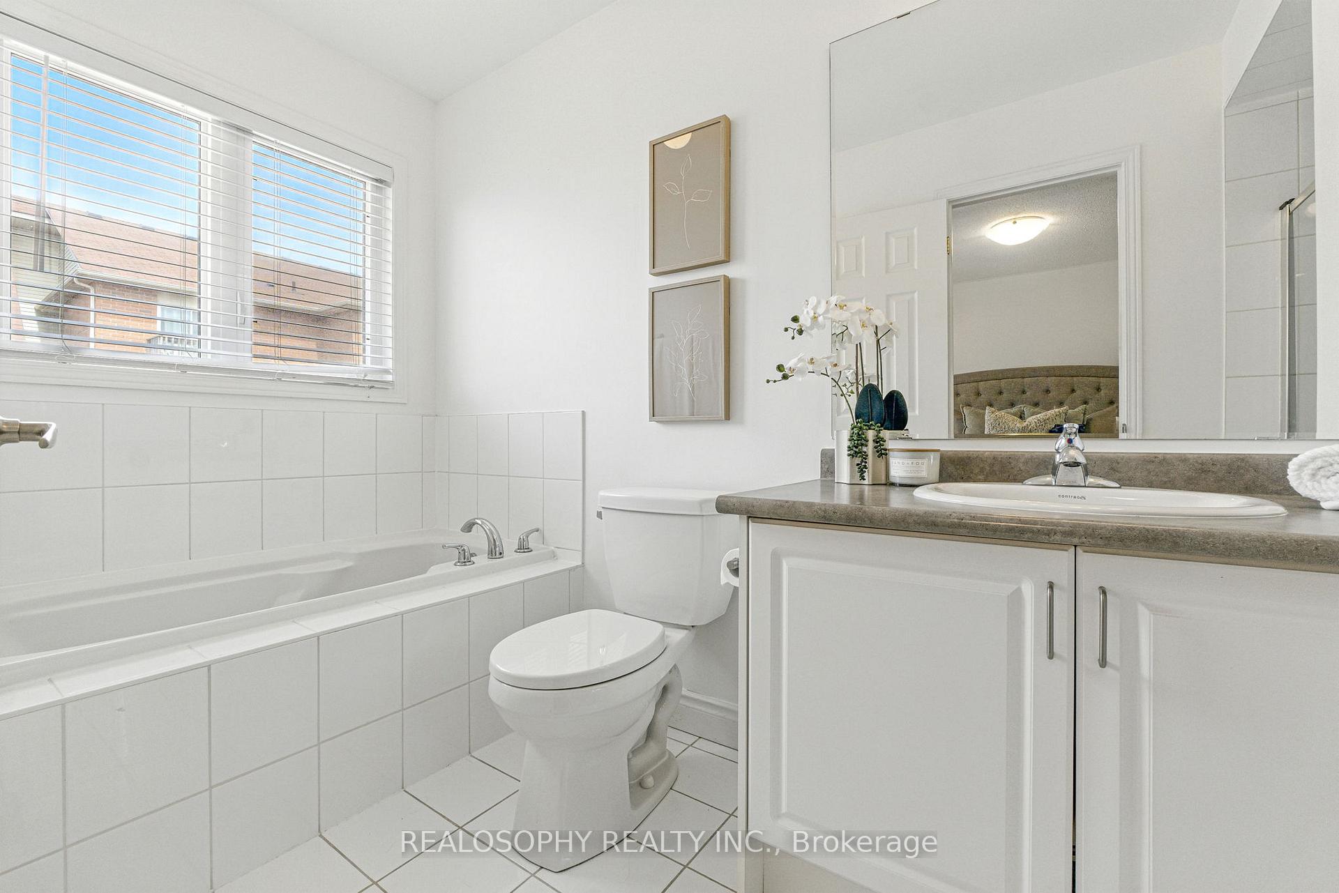 Photo 42 of 43 Humphrey Street, Hamilton, Waterdown — HOMEH