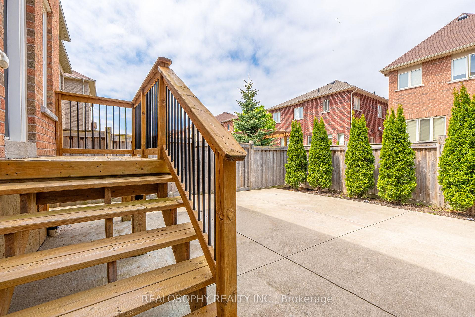 Photo 48 of 43 Humphrey Street, Hamilton, Waterdown — HOMEH