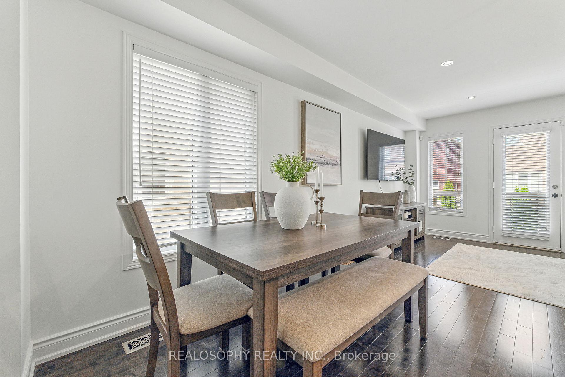 Photo 11 of 43 Humphrey Street, Hamilton, Waterdown — HOMEH