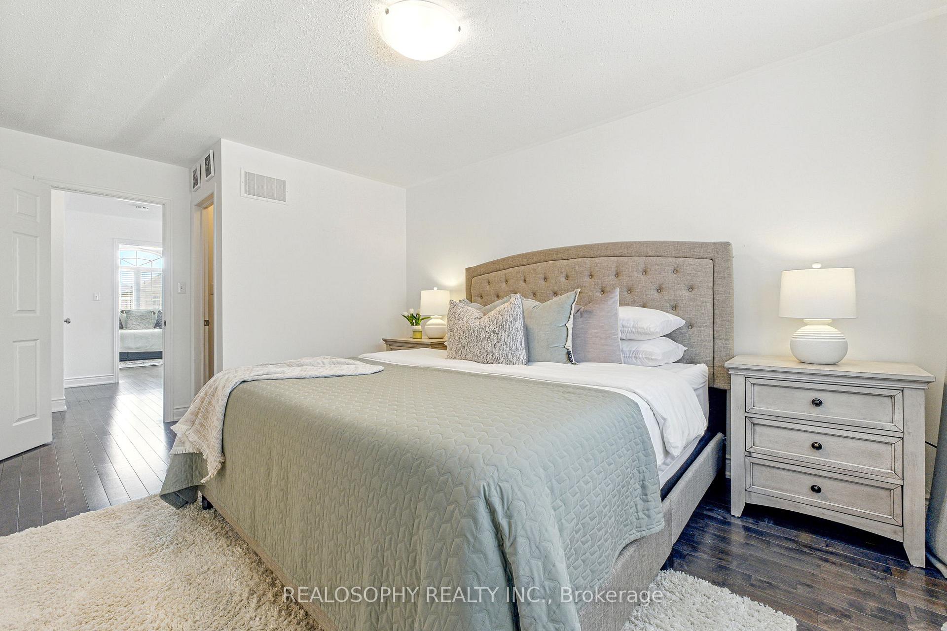 Photo 20 of 43 Humphrey Street, Hamilton, Waterdown — HOMEH
