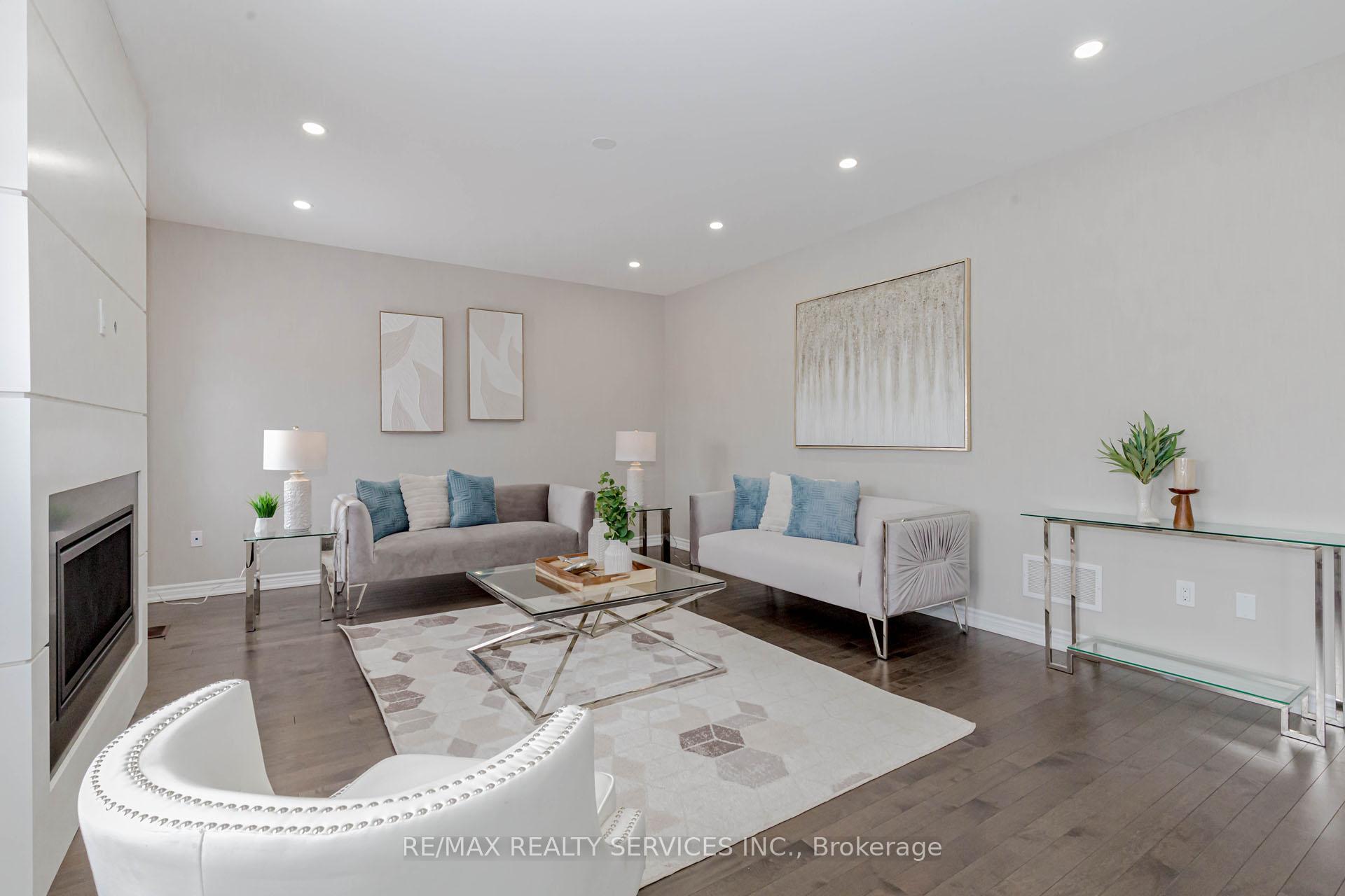 Photo 26 of 48 Puffin Crescent, Brampton, Sandringham-Wellington North — HOMEH