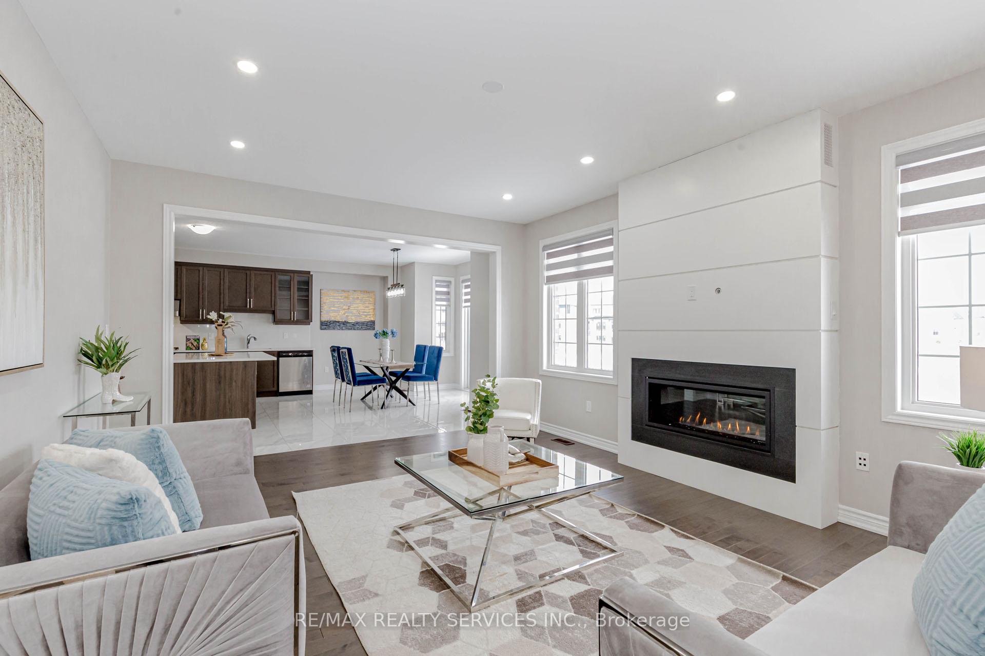 Photo 28 of 48 Puffin Crescent, Brampton, Sandringham-Wellington North — HOMEH