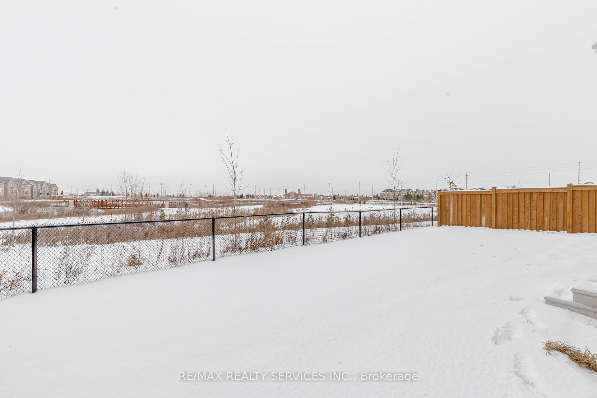 Photo 47 of 48 Puffin Crescent, Brampton, Sandringham-Wellington North — HOMEH