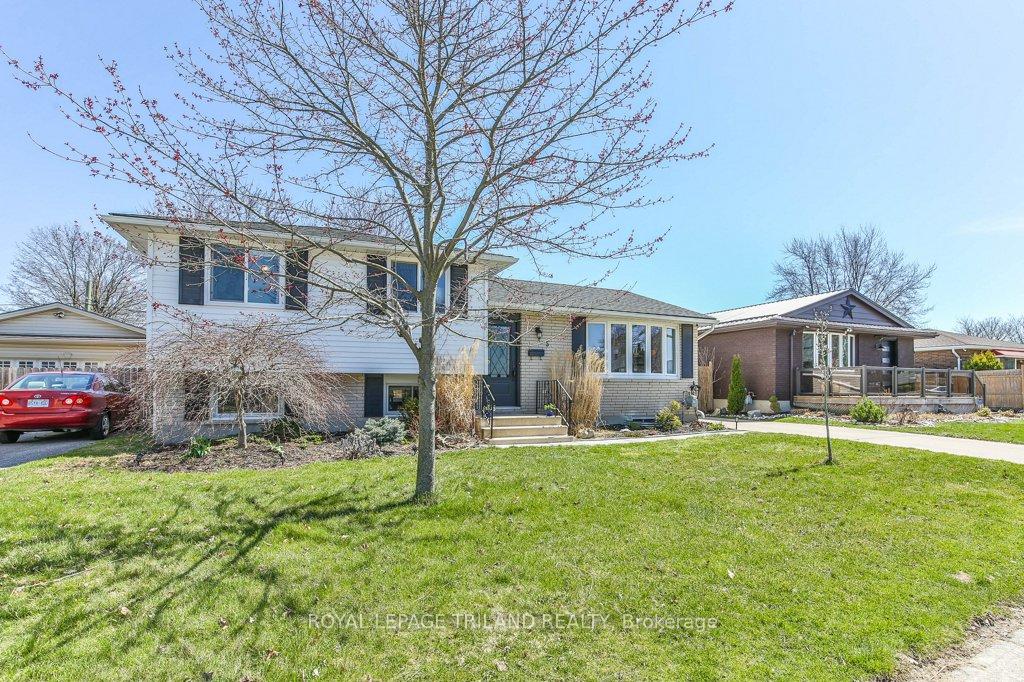 Photo 1 of 5 Aldborough Avenue, St. Thomas — HOMEH