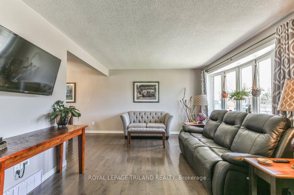 Photo 7 of 5 Aldborough Avenue, St. Thomas — HOMEH