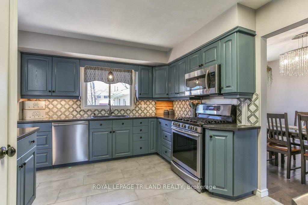 Photo 9 of 5 Aldborough Avenue, St. Thomas — HOMEH