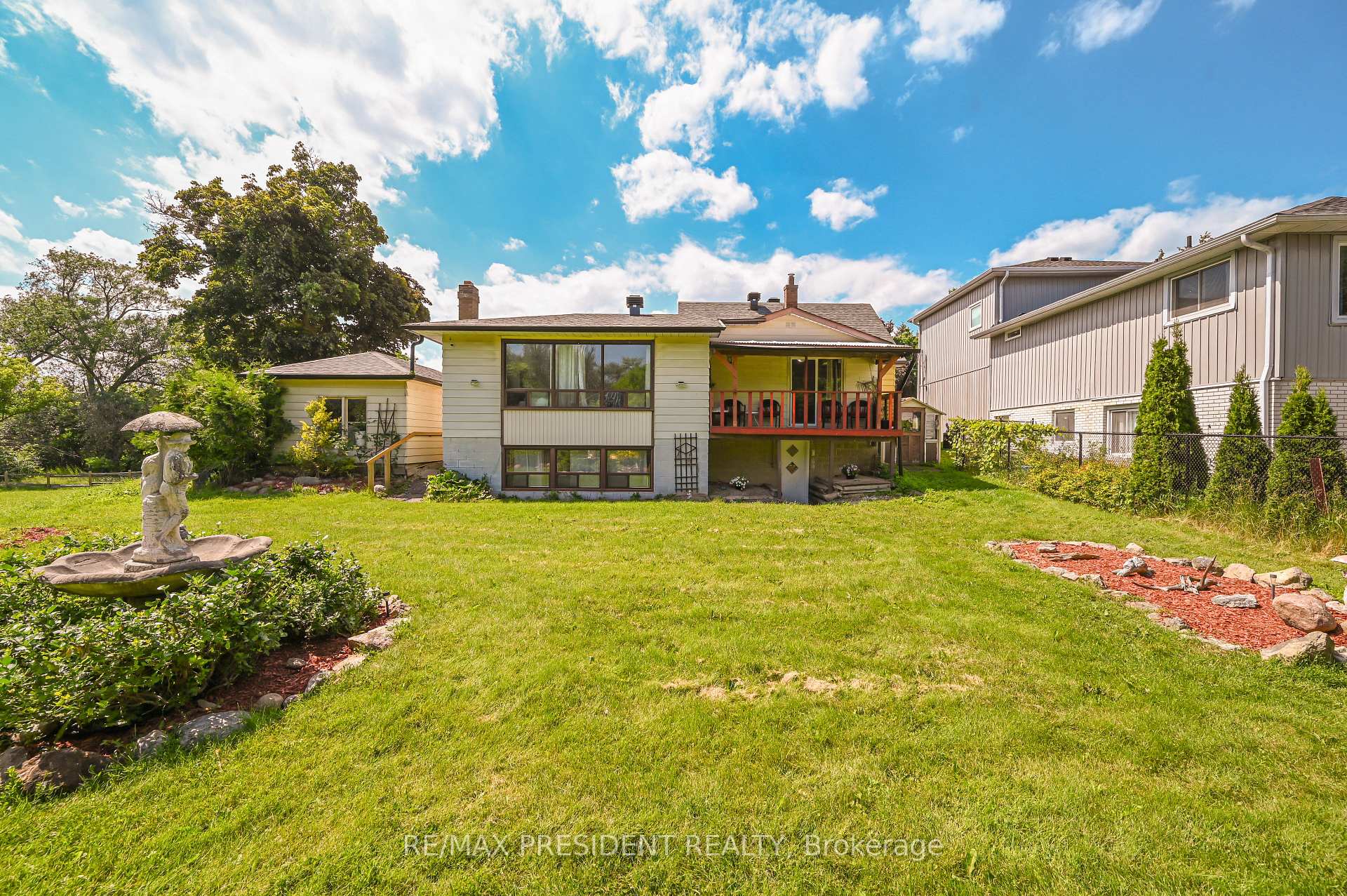 Photo 76 of 61 Royce Avenue, Brampton, Downtown Brampton — HOMEH