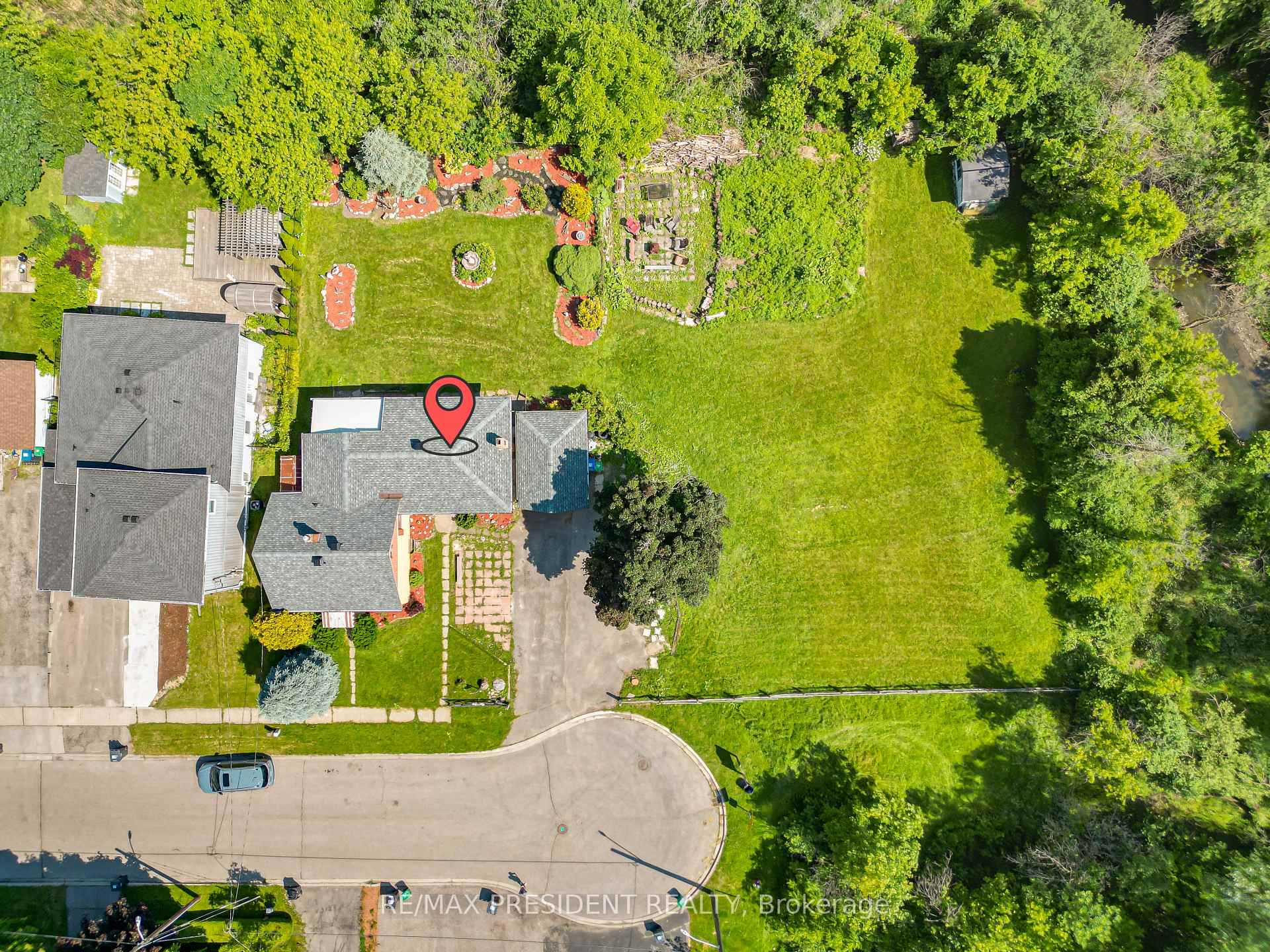 Photo 27 of 61 Royce Avenue, Brampton, Downtown Brampton — HOMEH