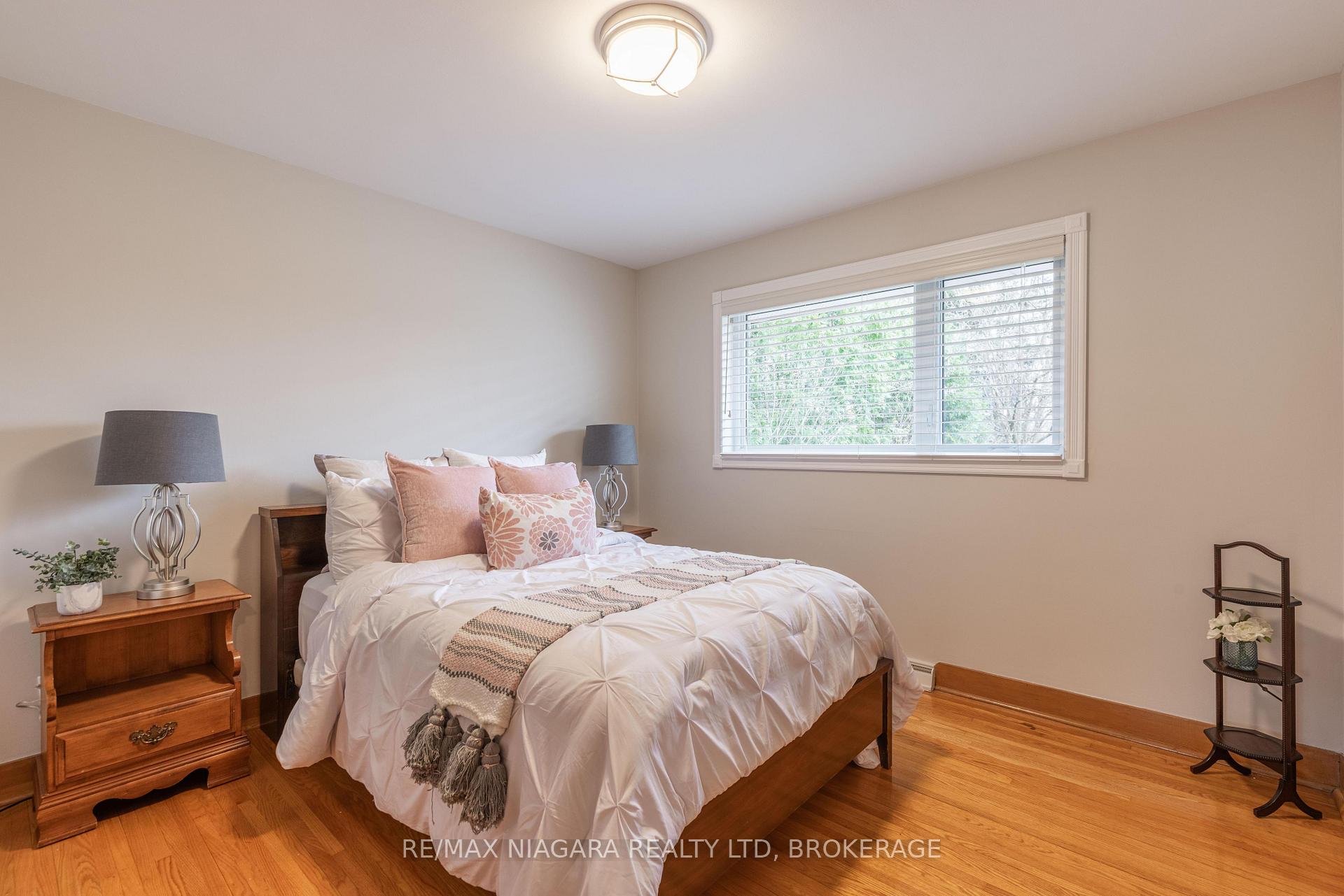 Photo 13 of 62 Masterson Drive, St. Catharines, Glendale/Glenridge — HOMEH