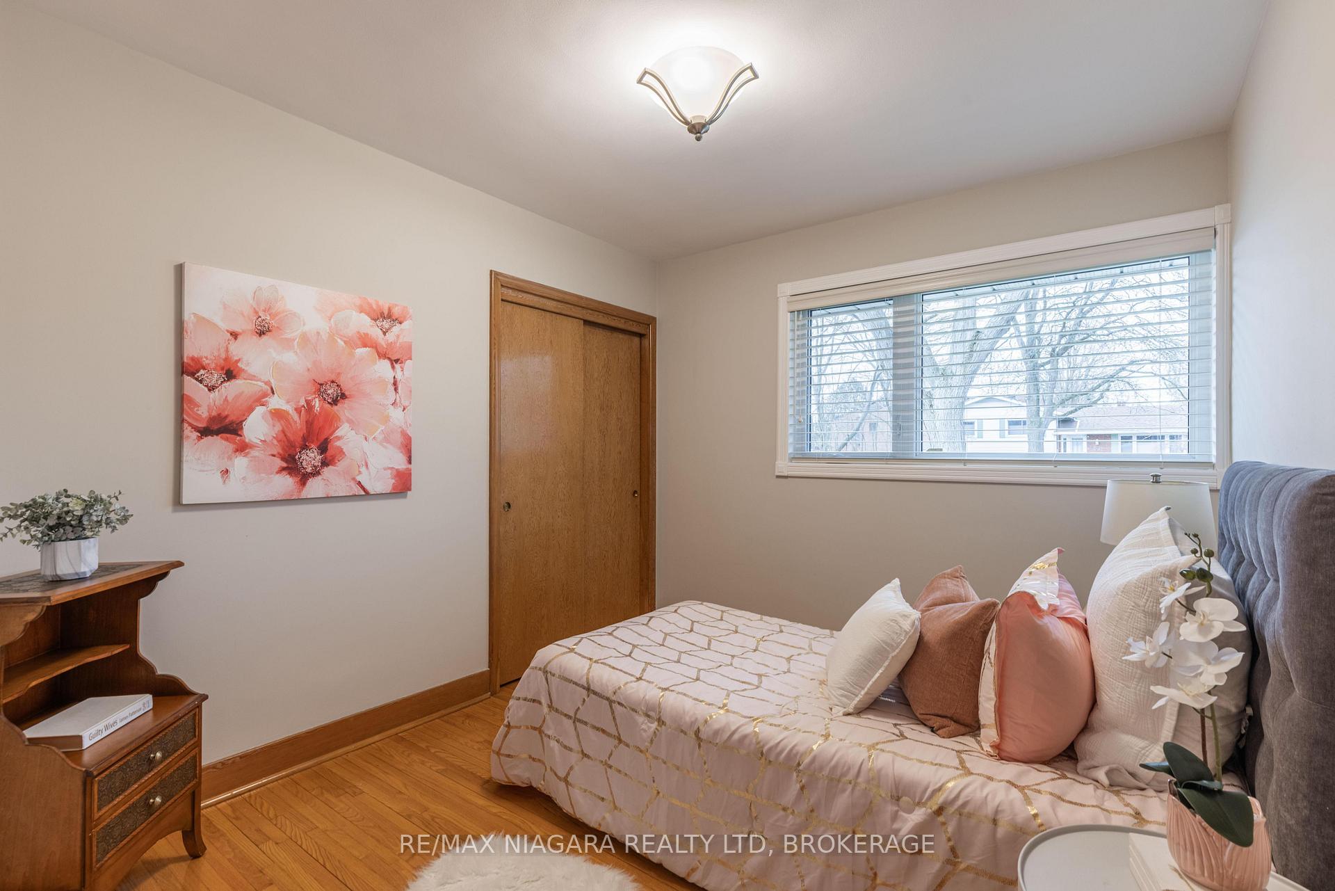 Photo 14 of 62 Masterson Drive, St. Catharines, Glendale/Glenridge — HOMEH