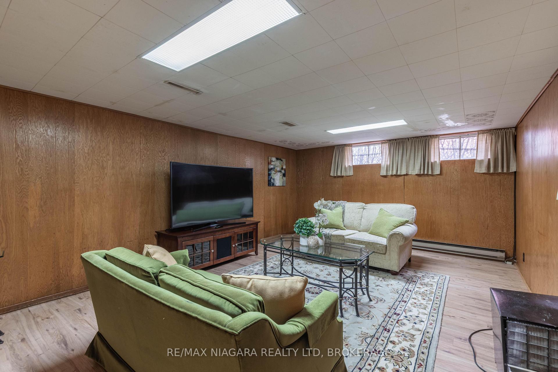 Photo 17 of 62 Masterson Drive, St. Catharines, Glendale/Glenridge — HOMEH