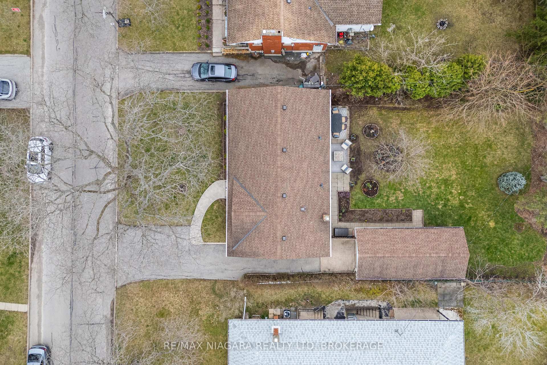 Photo 26 of 62 Masterson Drive, St. Catharines, Glendale/Glenridge — HOMEH
