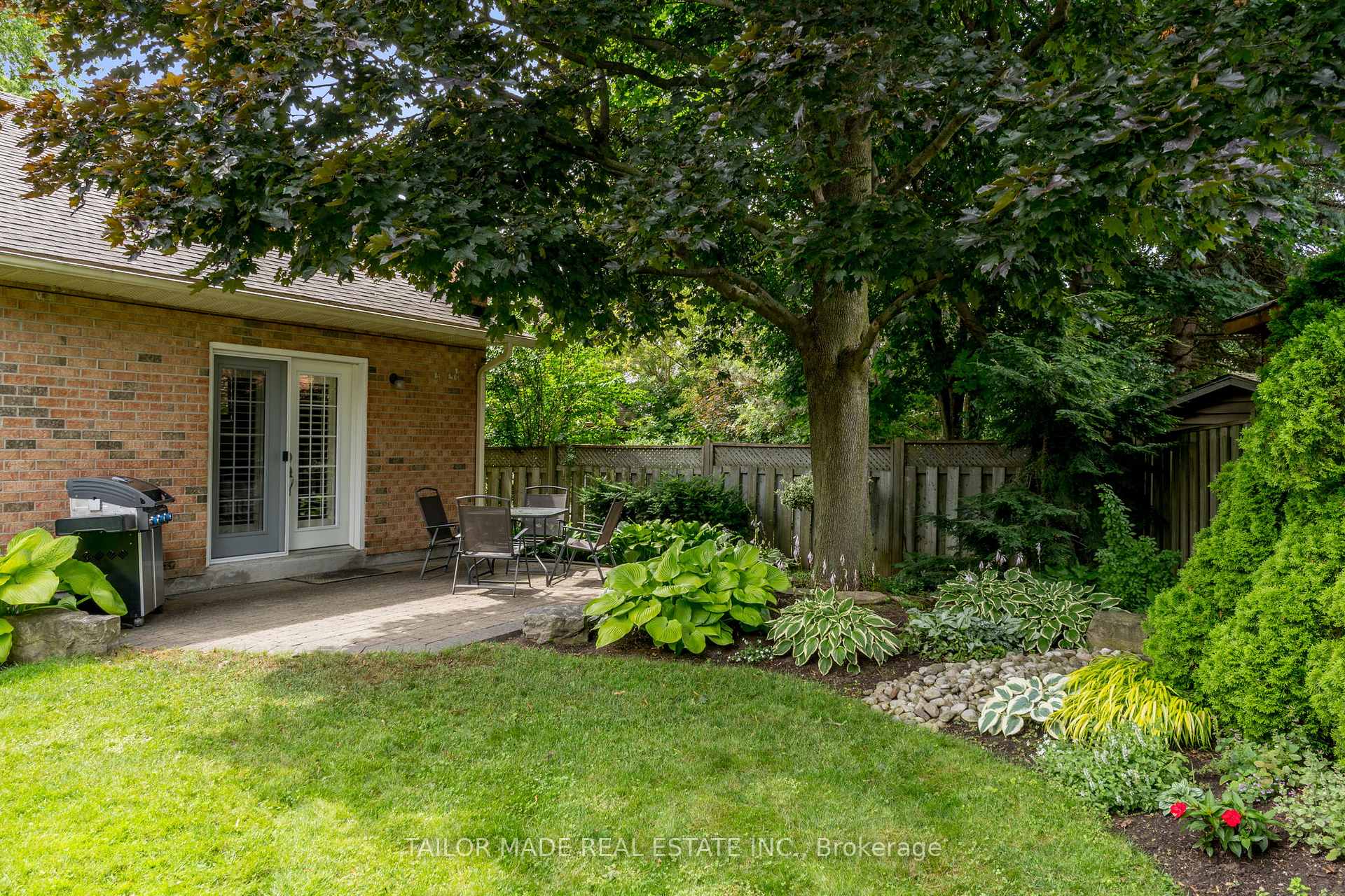 Photo 26 of 20 Lennox Court, Brampton, Snelgrove — HOMEH