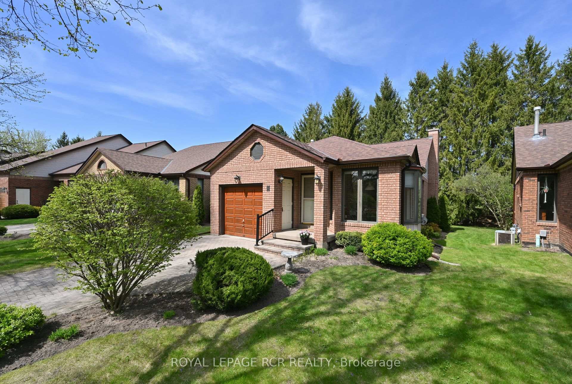 Photo 3 of 8 Green Briar Road, New Tecumseth, Alliston — HOMEH