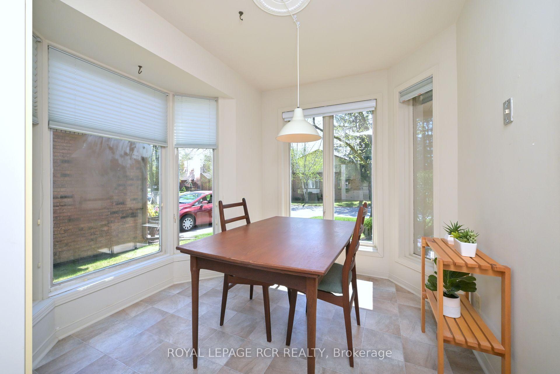 Photo 7 of 8 Green Briar Road, New Tecumseth, Alliston — HOMEH