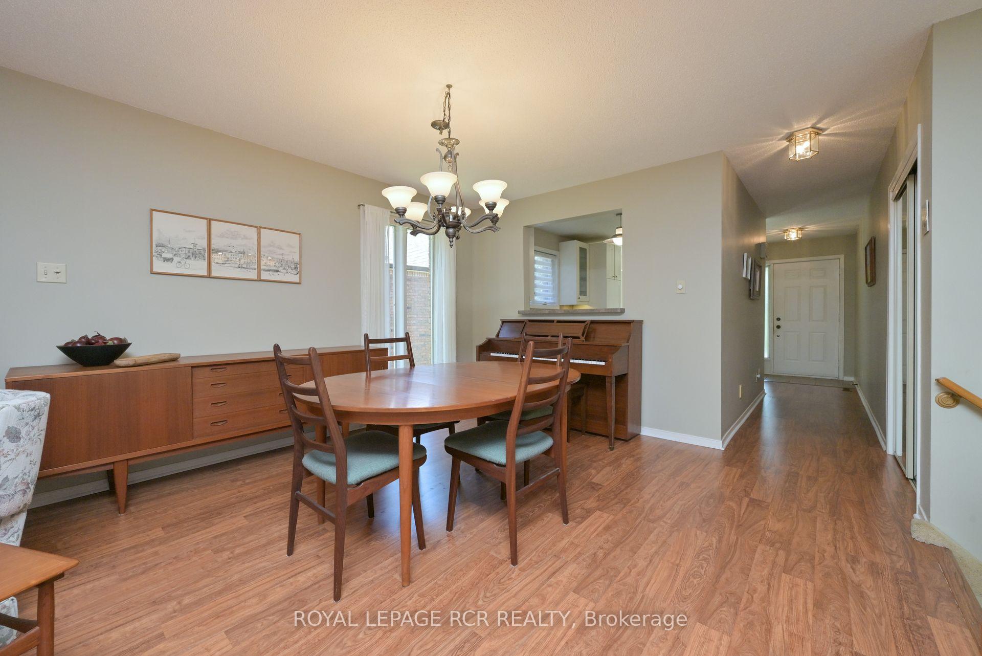 Photo 13 of 8 Green Briar Road, New Tecumseth, Alliston — HOMEH