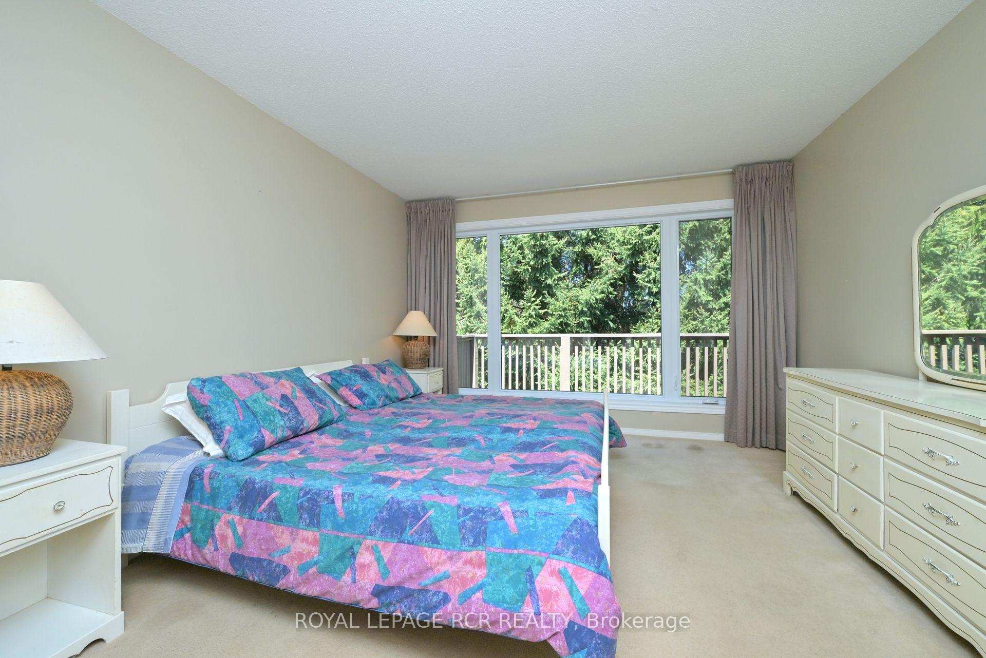 Photo 15 of 8 Green Briar Road, New Tecumseth, Alliston — HOMEH