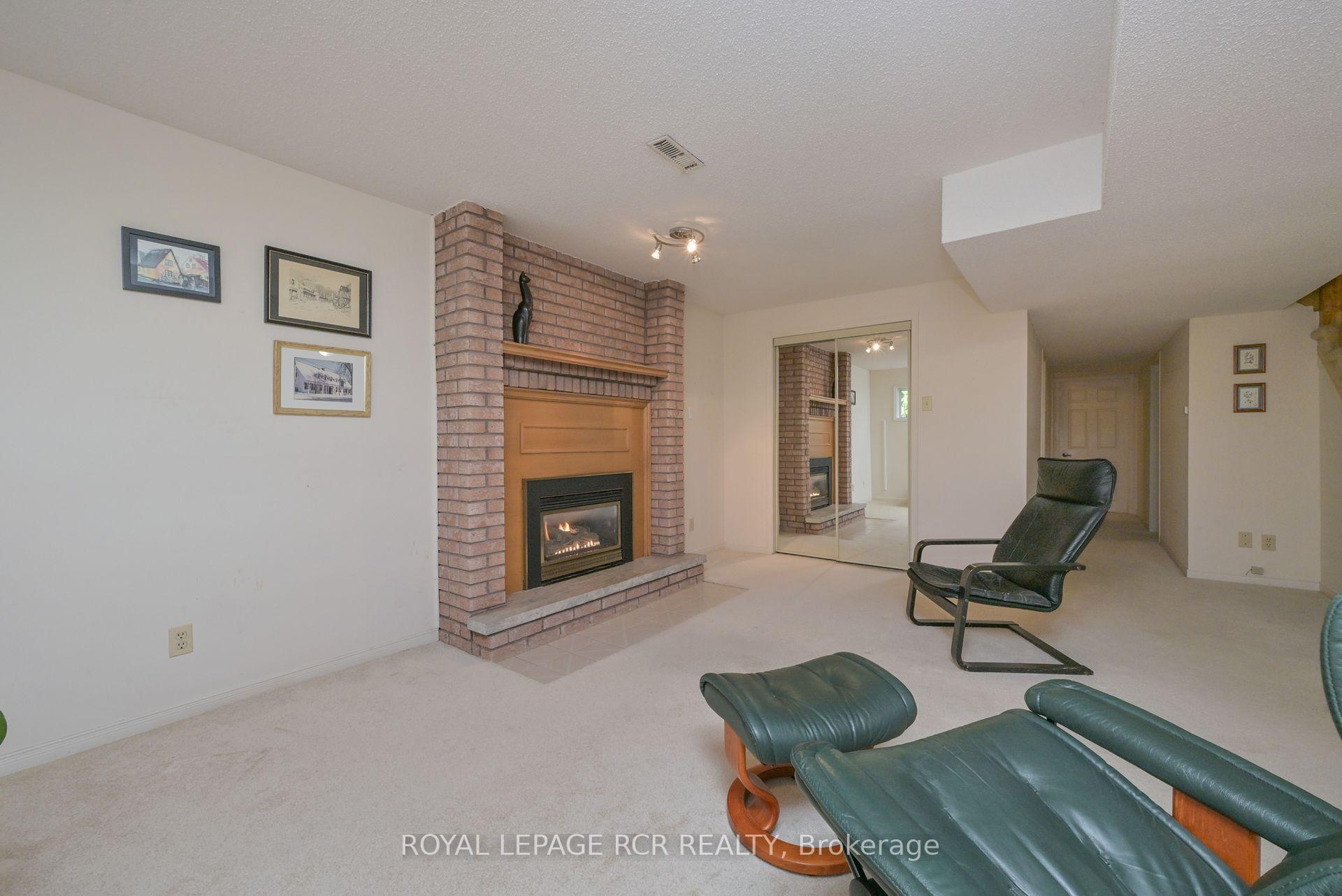 Photo 23 of 8 Green Briar Road, New Tecumseth, Alliston — HOMEH