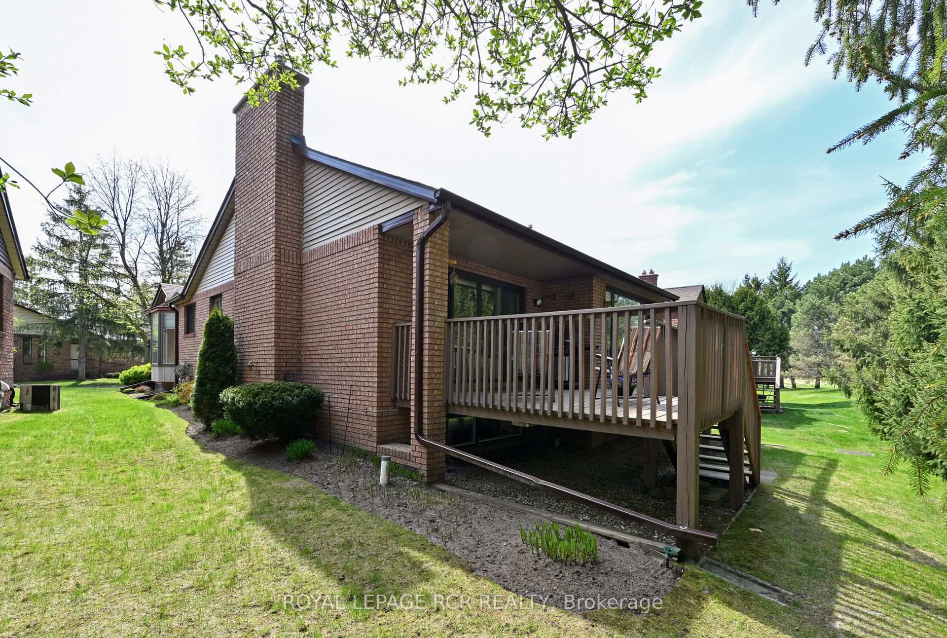Photo 30 of 8 Green Briar Road, New Tecumseth, Alliston — HOMEH