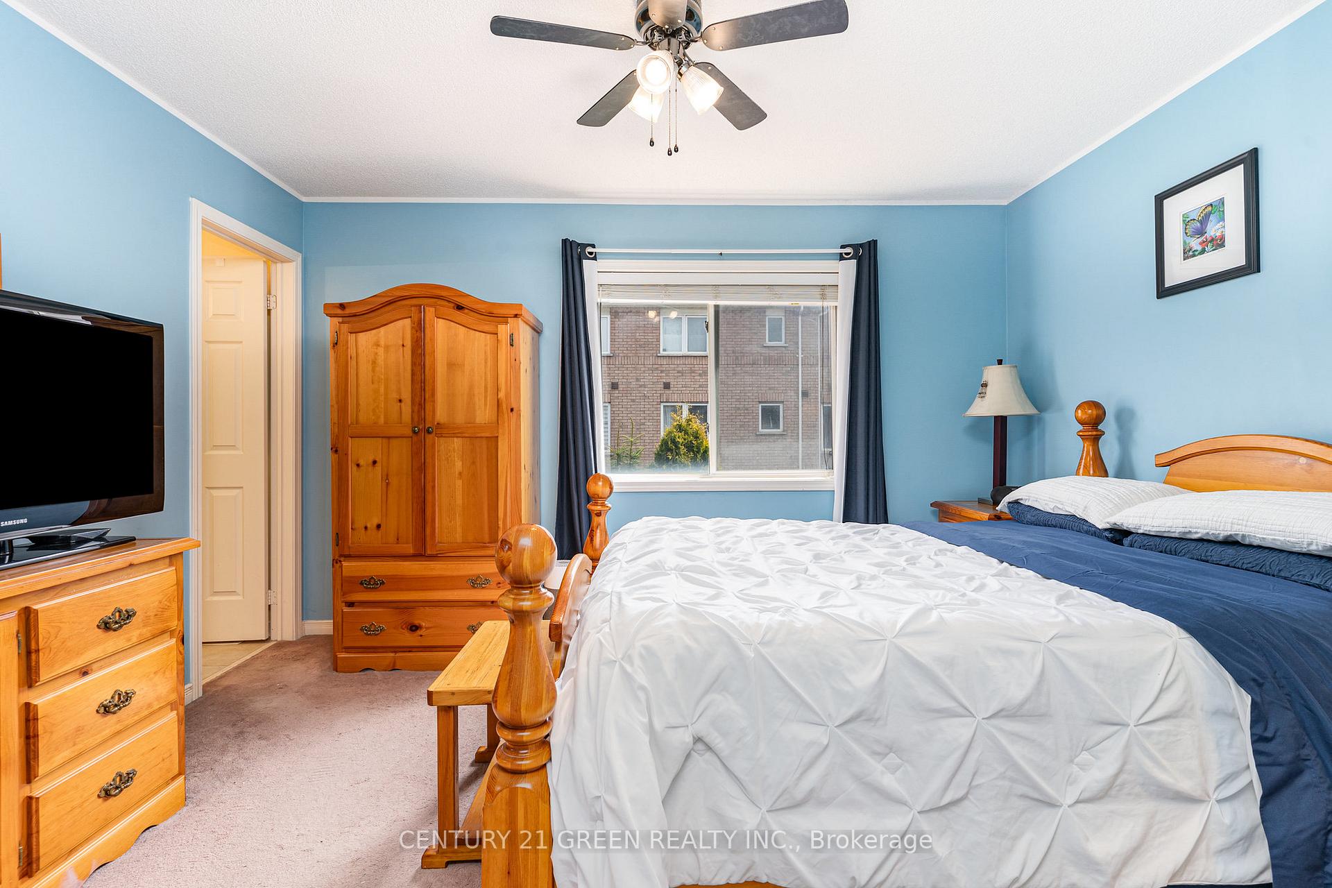 Photo 20 of 19 Fairway Court, Brampton, Heart Lake East — HOMEH