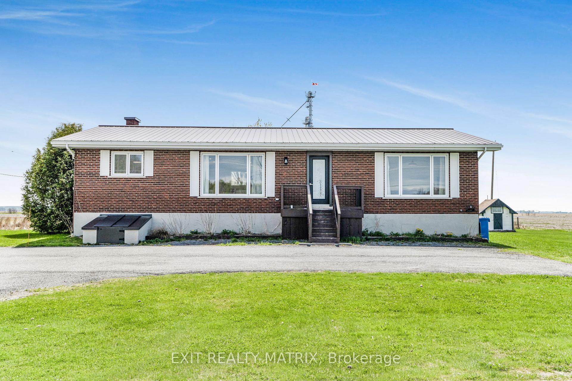 Photo 1 of 2631 County Road 17, Champlain, Champlain Twp — HOMEH