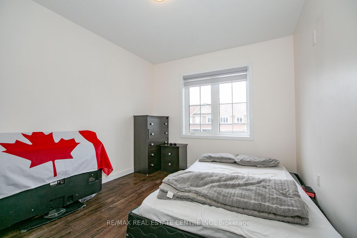Photo 16 of 8 Edsel Road, Brampton, Northwest Brampton — HOMEH