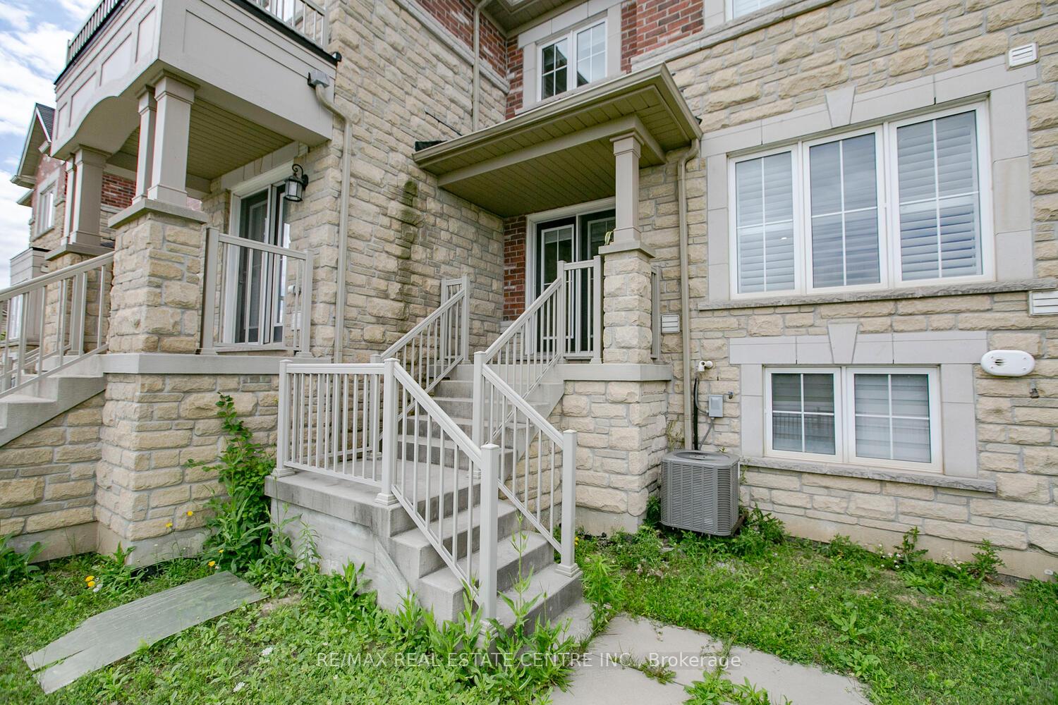 Photo 29 of 8 Edsel Road, Brampton, Northwest Brampton — HOMEH