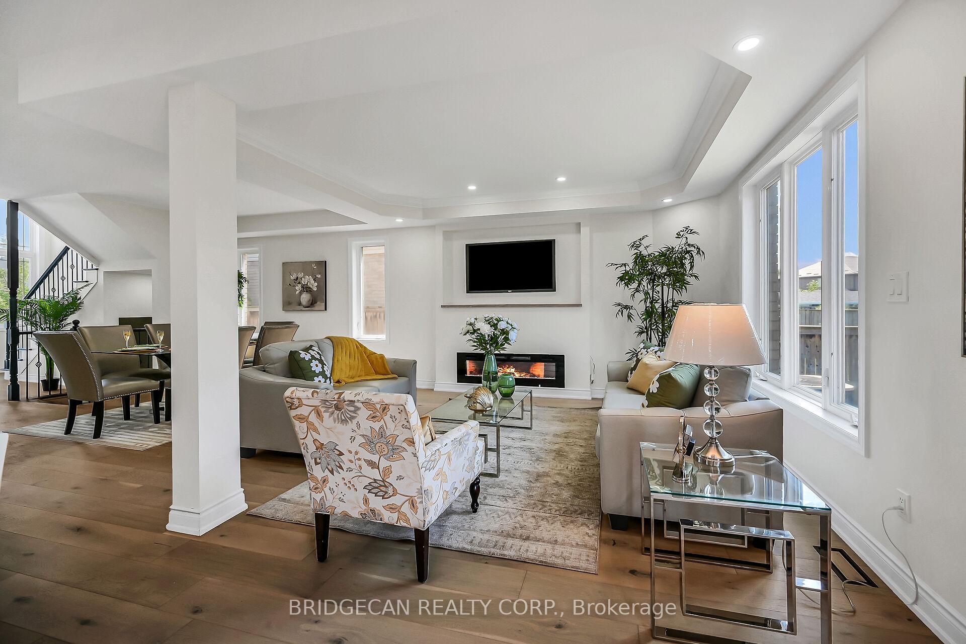 Photo 13 of 40 Davinci Boulevard, Hamilton, Carpenter — HOMEH