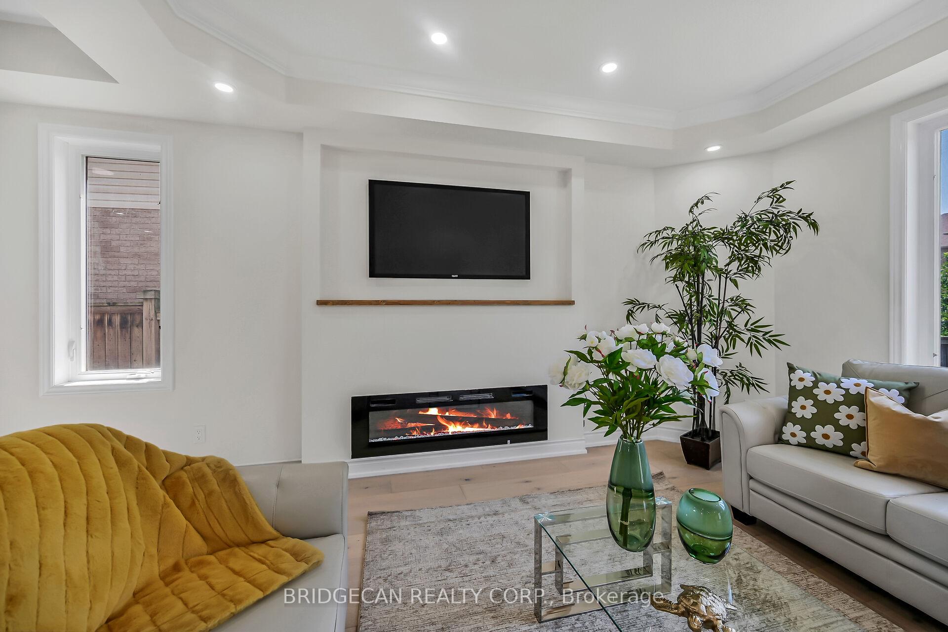 Photo 14 of 40 Davinci Boulevard, Hamilton, Carpenter — HOMEH