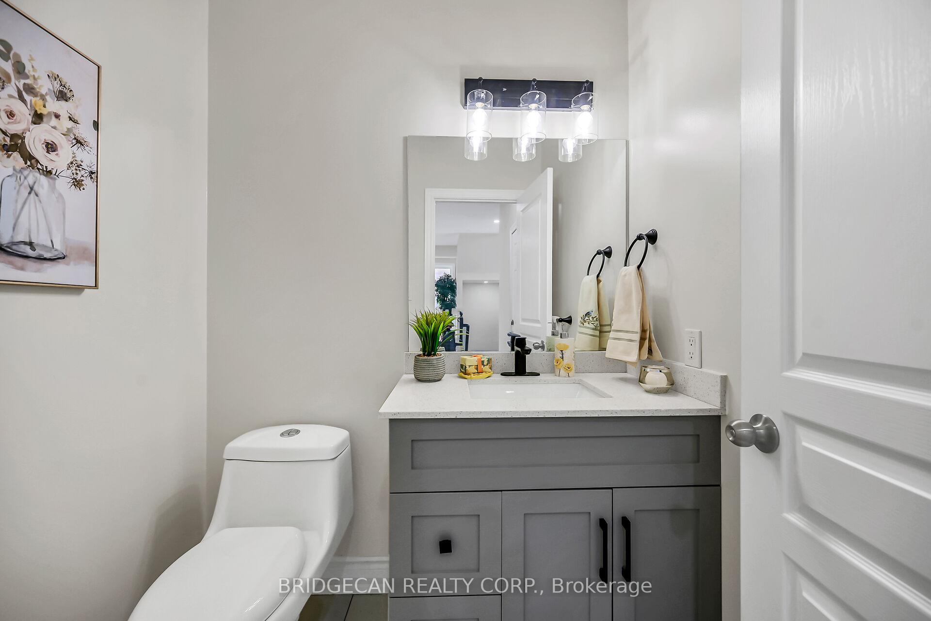 Photo 24 of 40 Davinci Boulevard, Hamilton, Carpenter — HOMEH