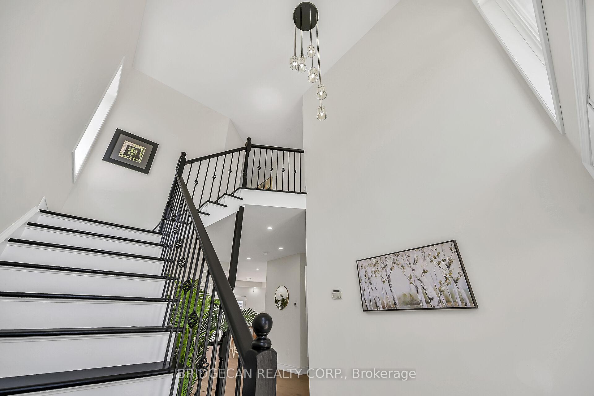 Photo 25 of 40 Davinci Boulevard, Hamilton, Carpenter — HOMEH