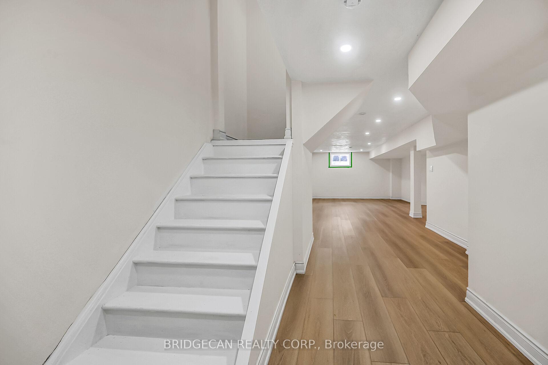 Photo 39 of 40 Davinci Boulevard, Hamilton, Carpenter — HOMEH