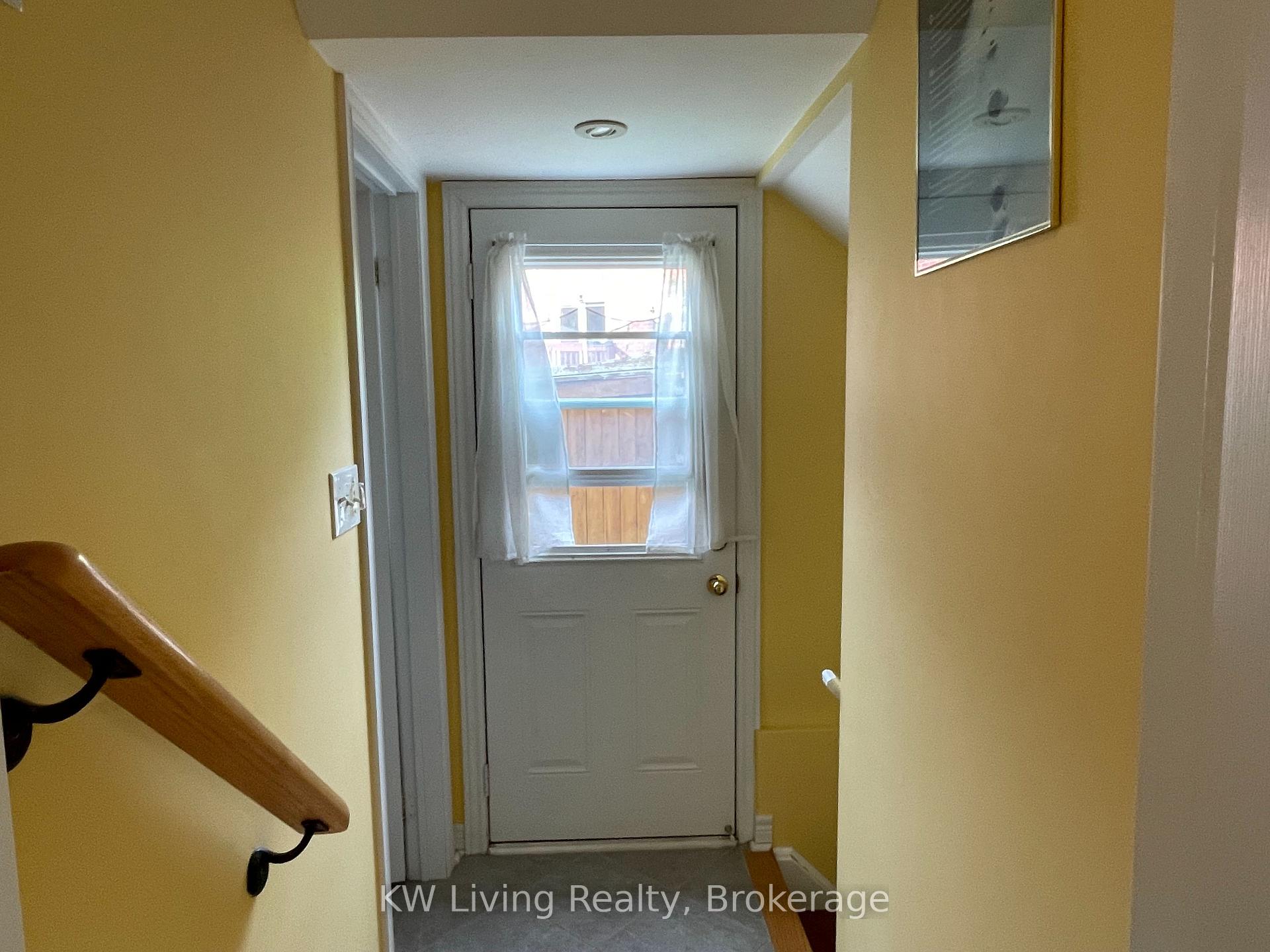 Photo 17 of 64 Oblate Crescent, Brampton, Bram West — HOMEH