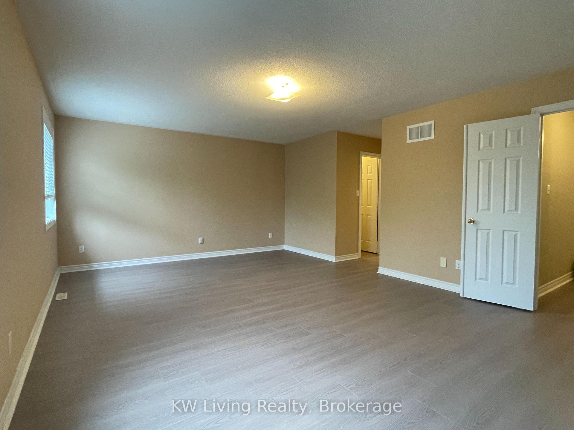 Photo 21 of 64 Oblate Crescent, Brampton, Bram West — HOMEH