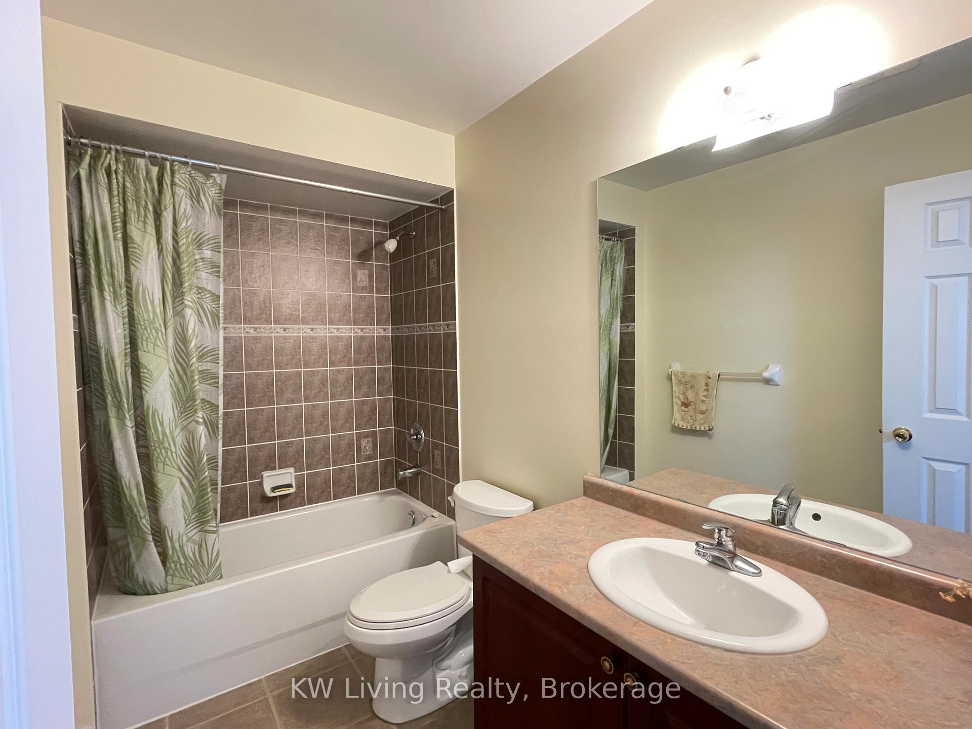 Photo 30 of 64 Oblate Crescent, Brampton, Bram West — HOMEH