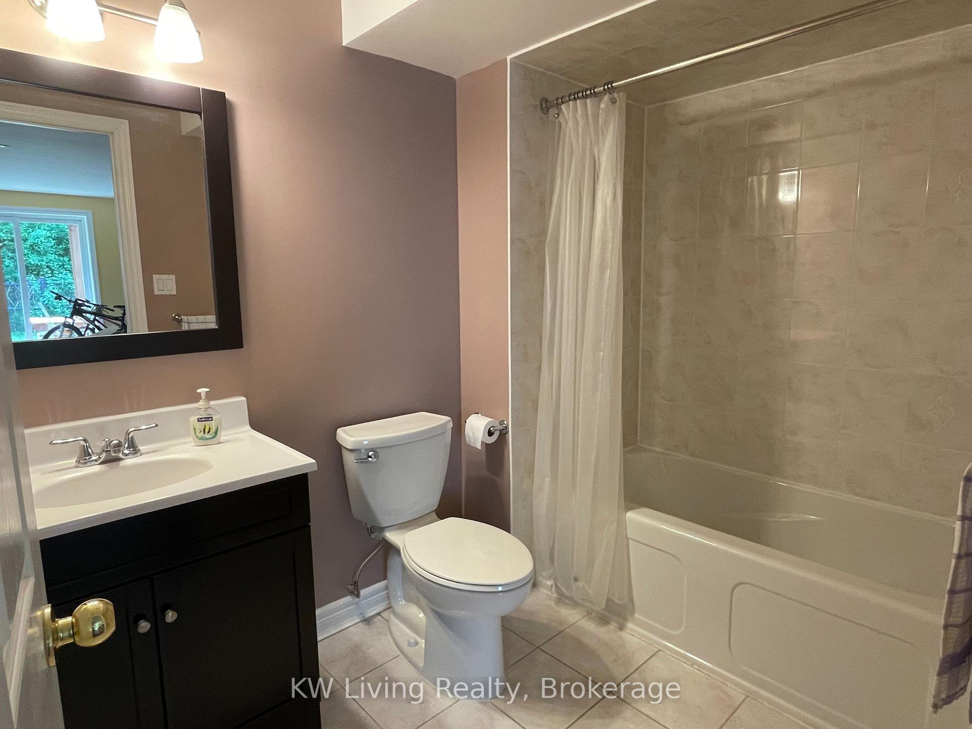 Photo 49 of 64 Oblate Crescent, Brampton, Bram West — HOMEH