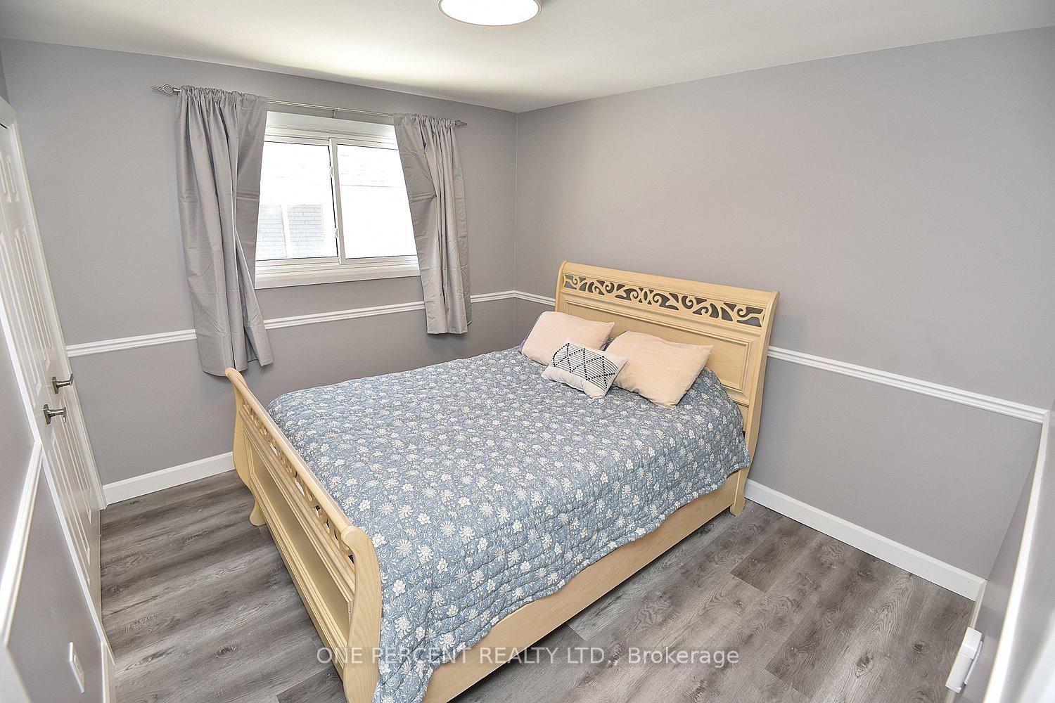 Photo 19 of 136 Eleanor Avenue, Hamilton, Eleanor — HOMEH