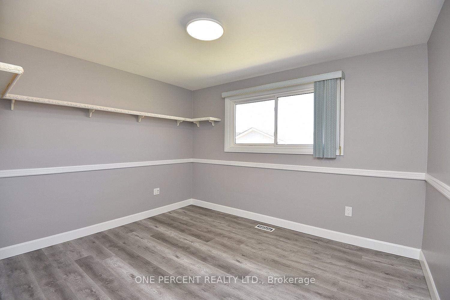 Photo 20 of 136 Eleanor Avenue, Hamilton, Eleanor — HOMEH