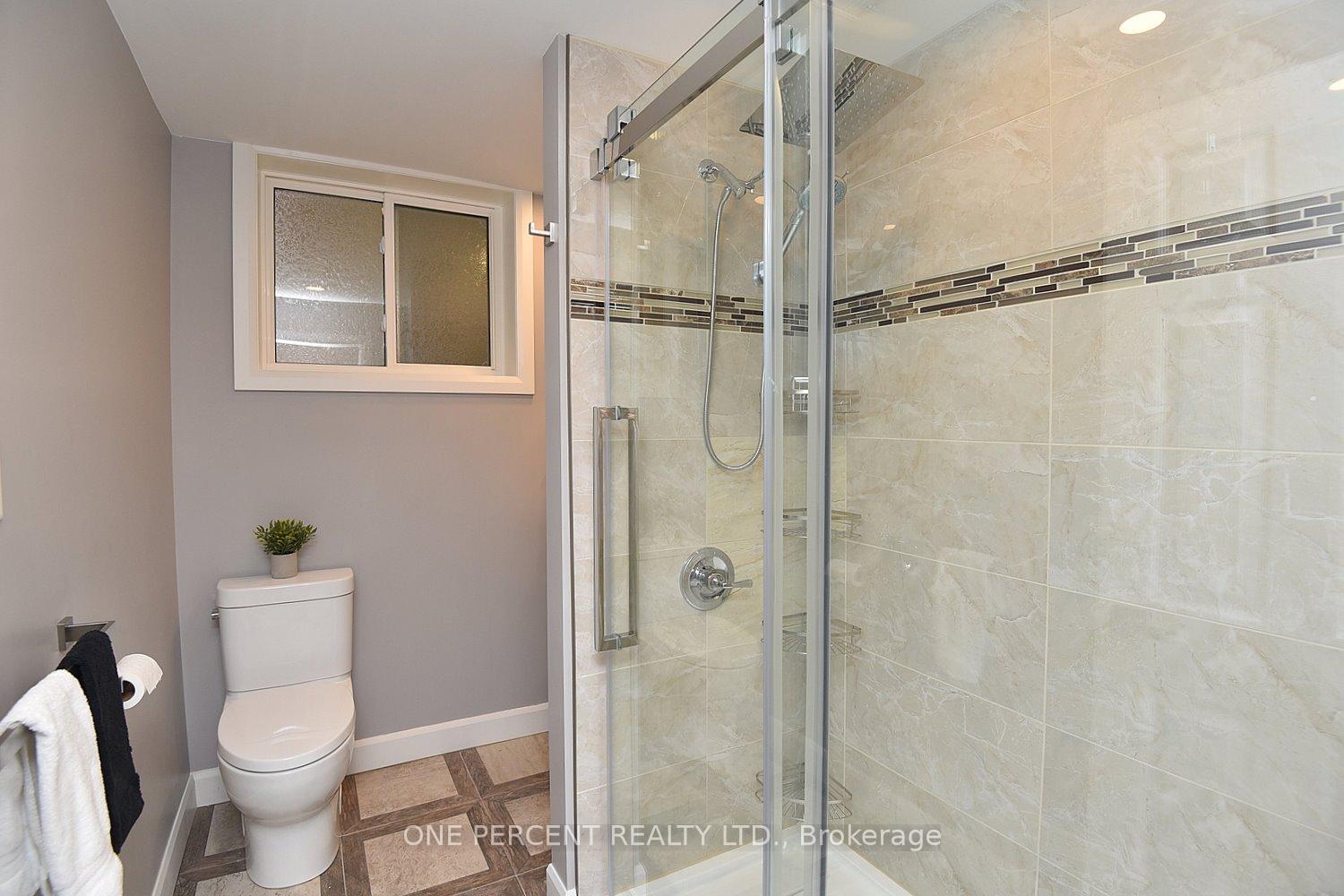 Photo 31 of 136 Eleanor Avenue, Hamilton, Eleanor — HOMEH