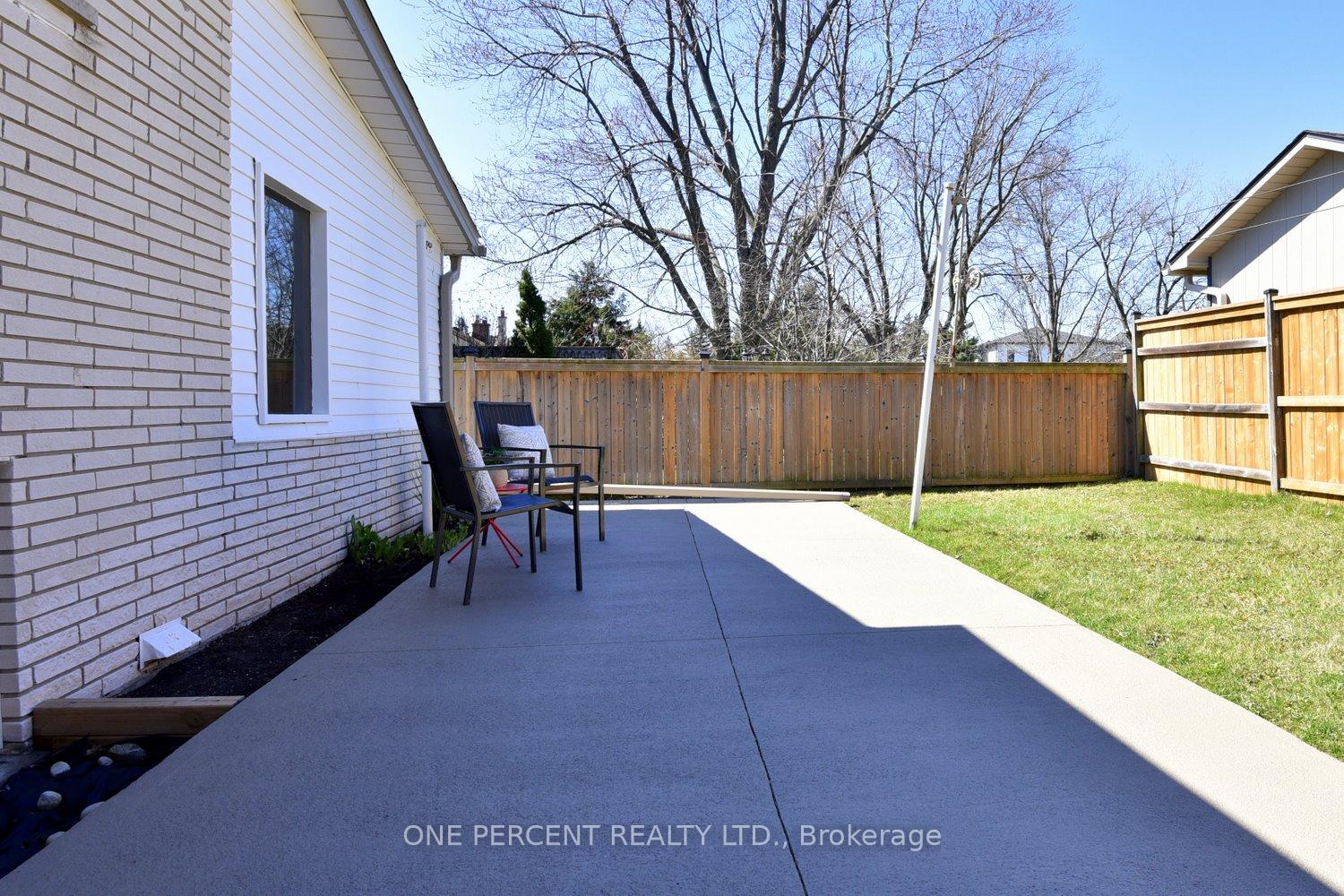 Photo 38 of 136 Eleanor Avenue, Hamilton, Eleanor — HOMEH