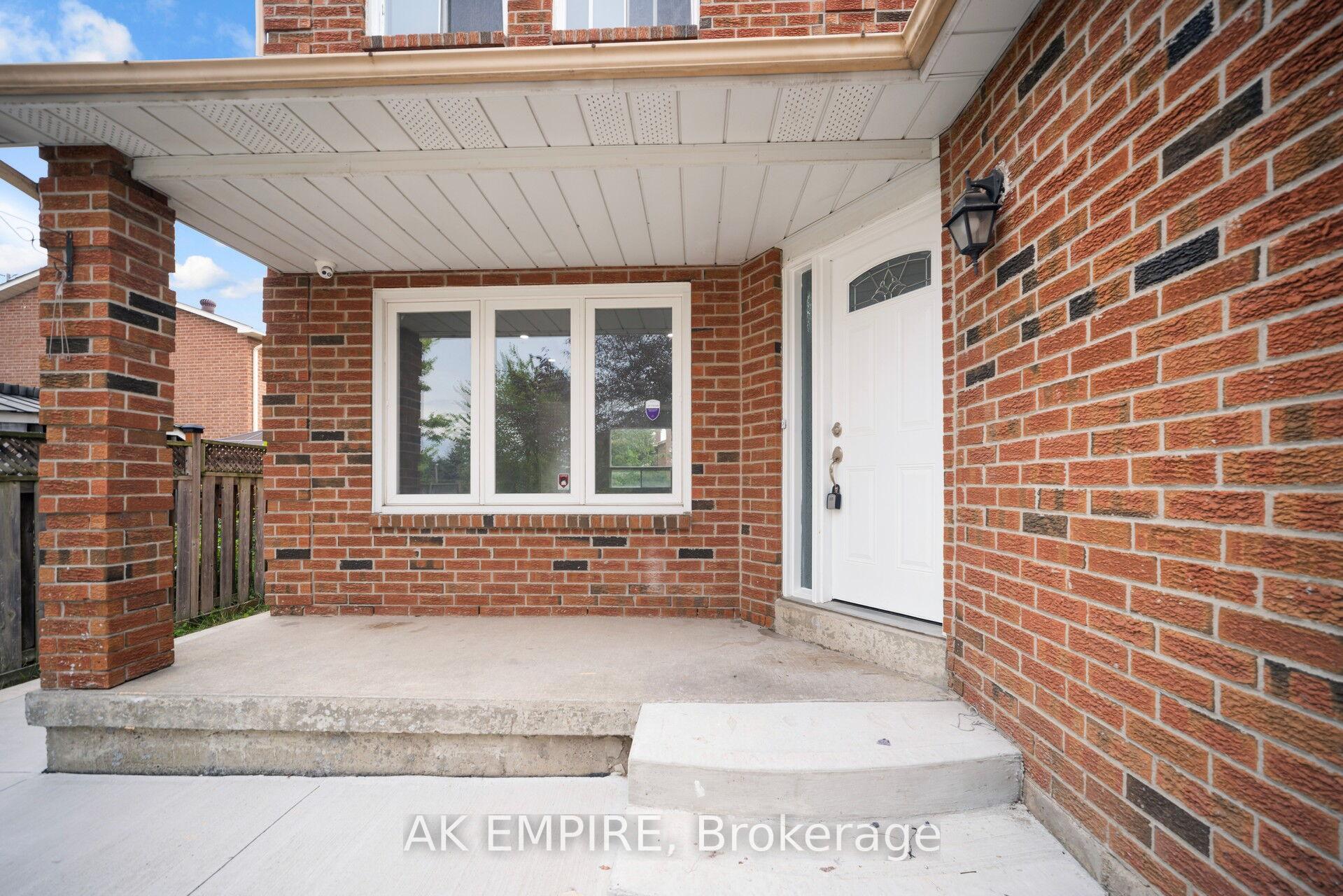 Photo 24 of 92 Whitehaven Drive, Brampton, Heart Lake West — HOMEH